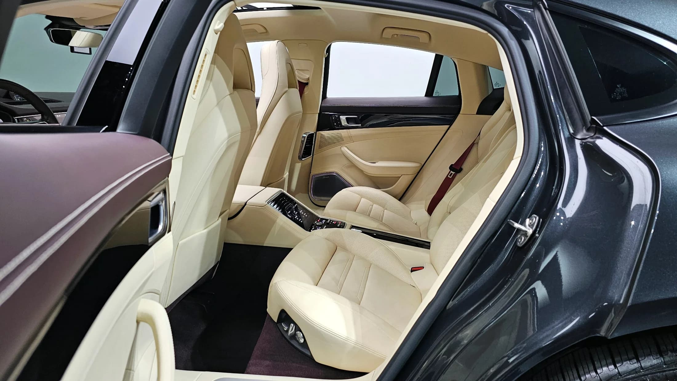 Porsche PANAMERA 2.9 AWD, 2021 г. 39042 км. — фото 12