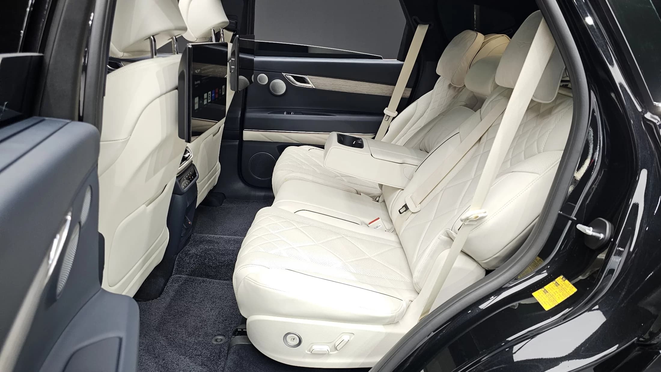 Genesis GV80 3.5T Gasoline AWD, 2024 г. 43570 км. — фото 12