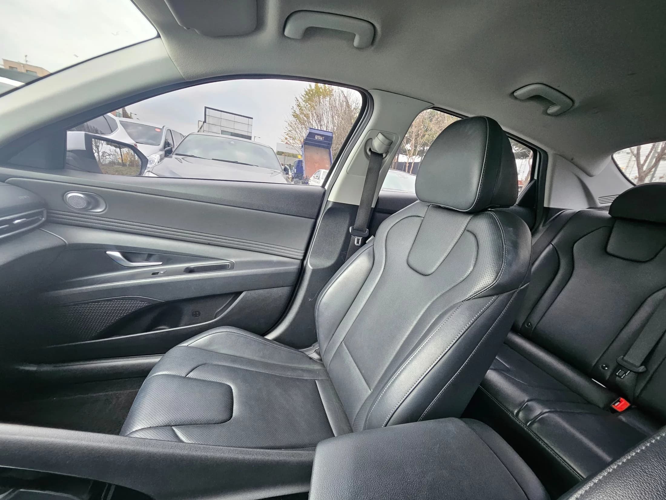 Hyundai AVANTE (Хендай Элантра) 1.6 Modern, 2021 г. 66002 км. — фото 17
