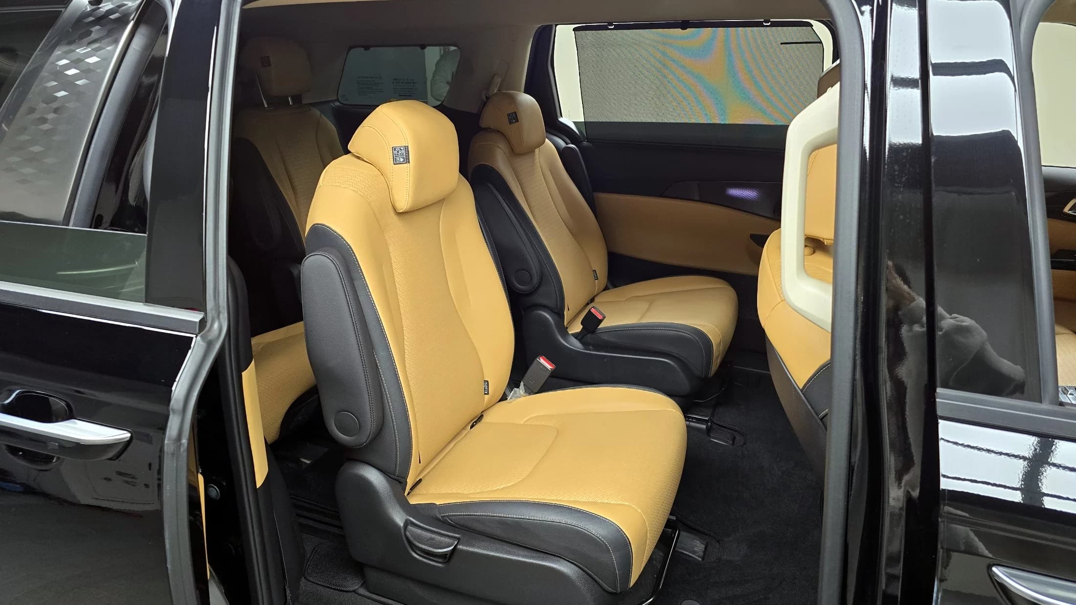 Kia Carnival Gasoline 9-Seater Signature, 2023 г. 39922 км. — фото 12