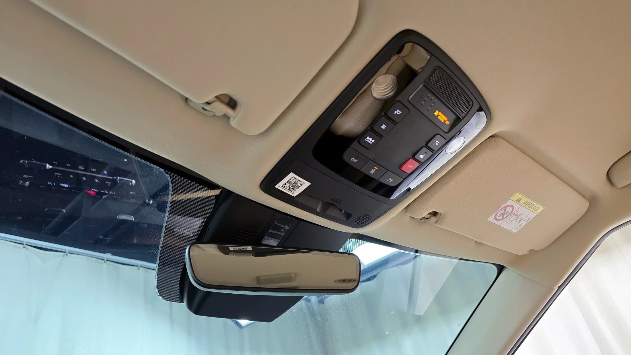 Kia Carnival Gasoline 9-Seater Signature, 2023 г. 39922 км. — фото 17
