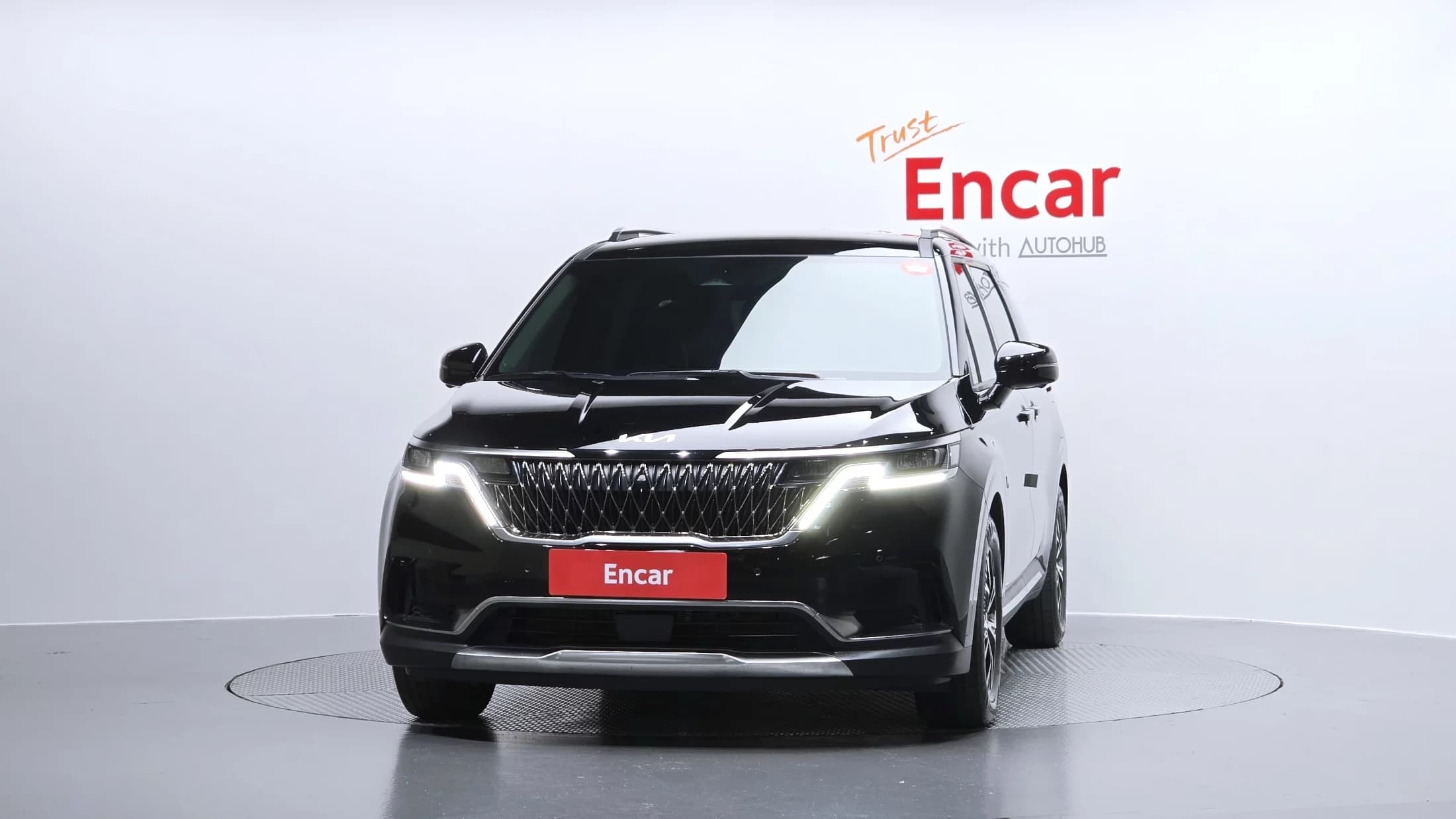 Kia Carnival Gasoline 9-Seater Signature, 2023 г. 39922 км. — фото 3