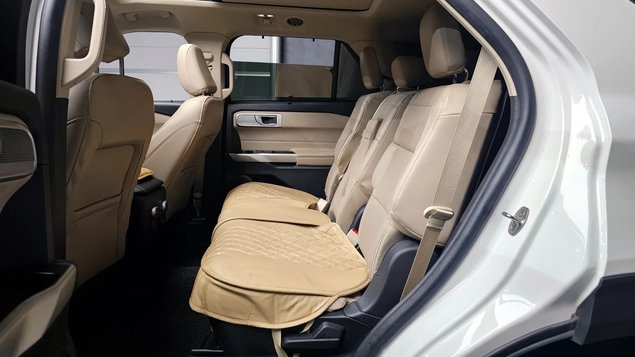 Ford EXPLORER 2.3 LimIted 4WD, 2021 г. 36491 км. — фото 13