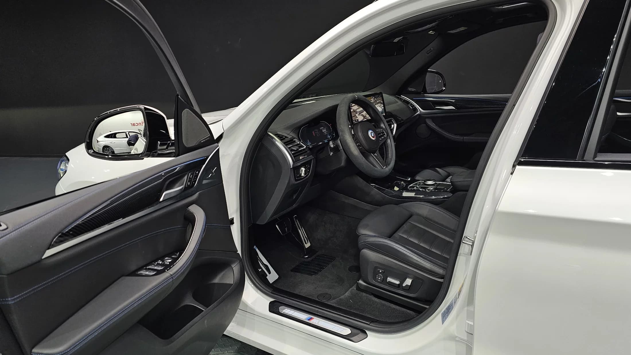 BMW iX3 M Sports, электромобиль, 2023 г. 30876 км. — фото 11