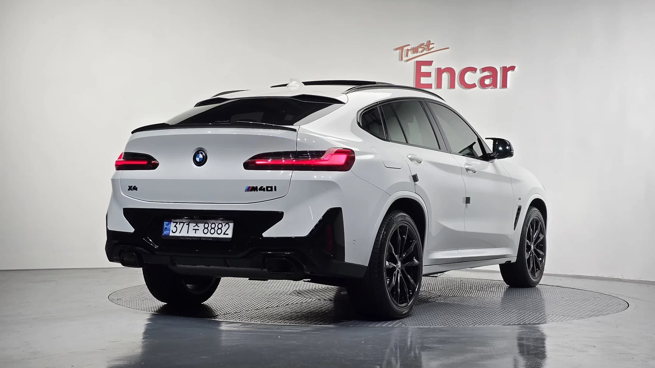 BMW X4 xDrive20i M Sports Pro, 2022 г. 28001 км. — фото 2