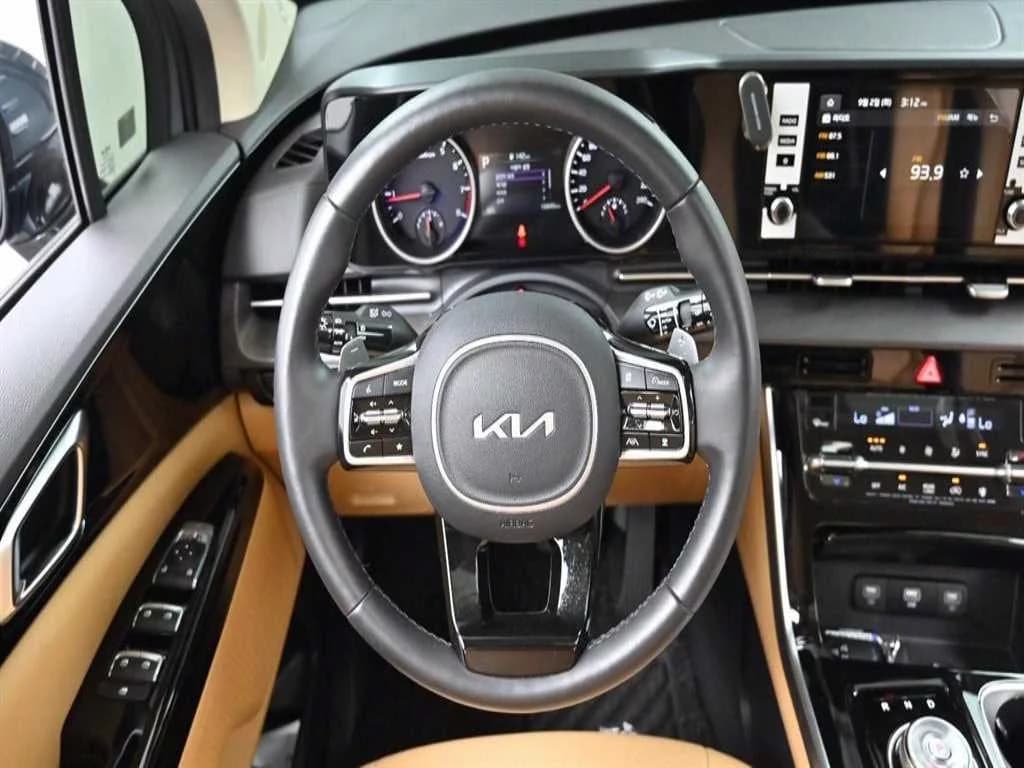 Kia Carnival Gasoline 9-Seater Noblesse, 2022 г. 18495 км. — фото 13