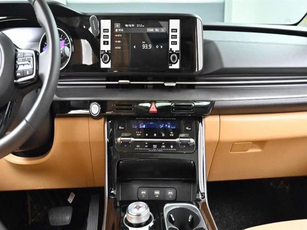 Kia Carnival Gasoline 9-Seater Noblesse, 2022 г. 18495 км. — фото 14