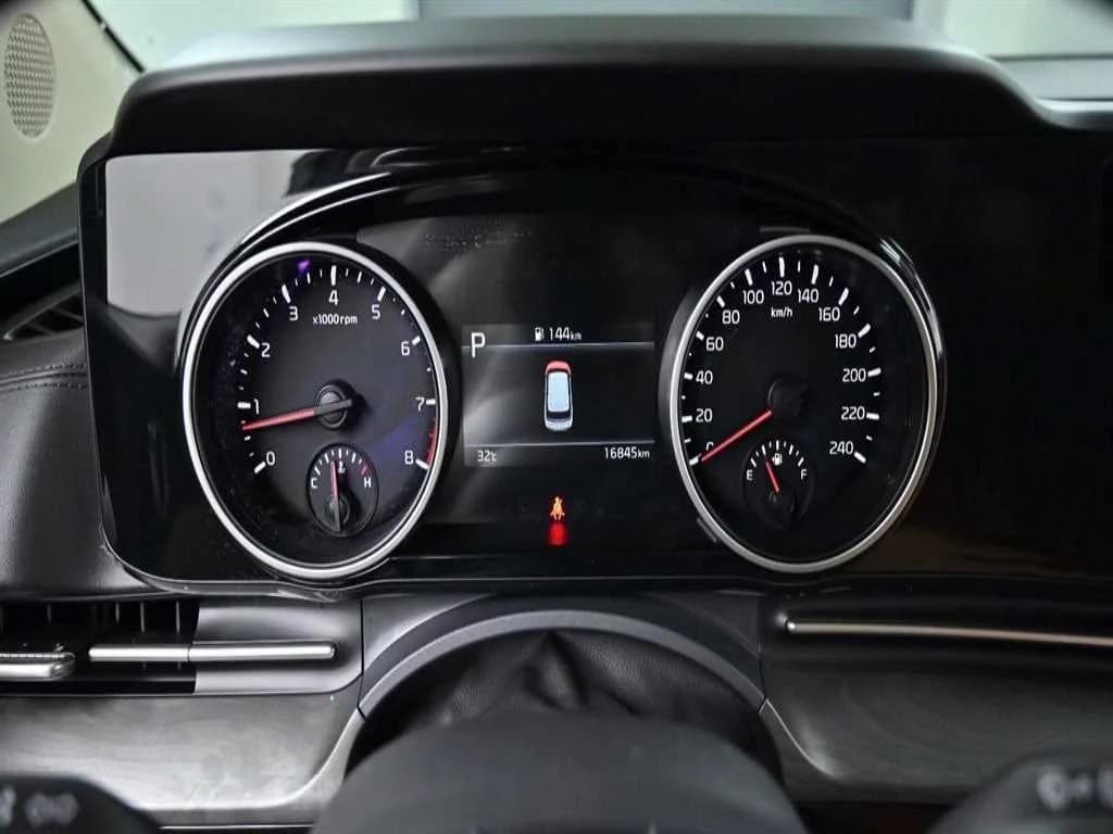 Kia Carnival Gasoline 9-Seater Noblesse, 2022 г. 18495 км. — фото 8