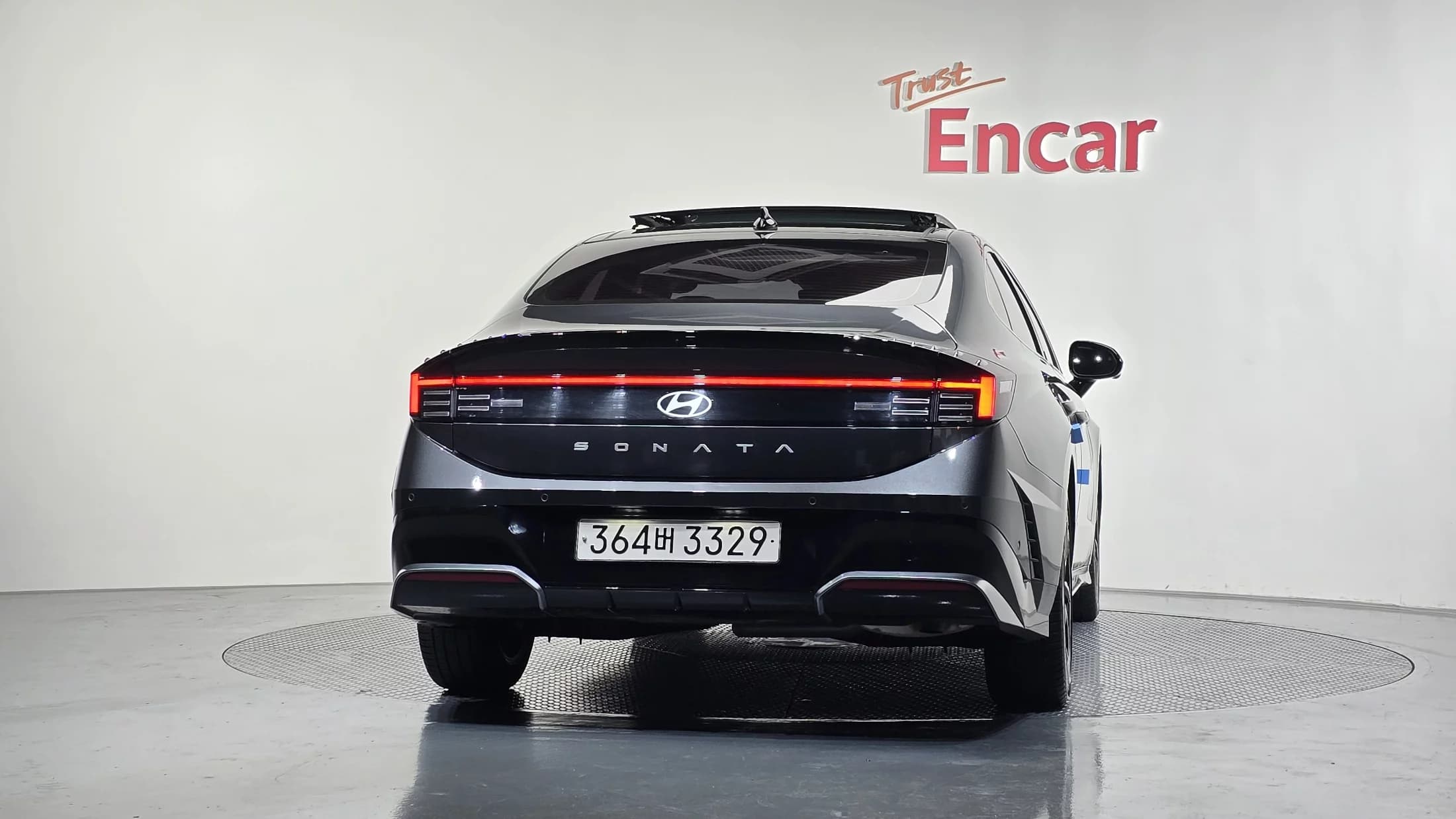 Hyundai Sonata 2.0 Exclusive, 2023 г. 31219 км. — фото 4