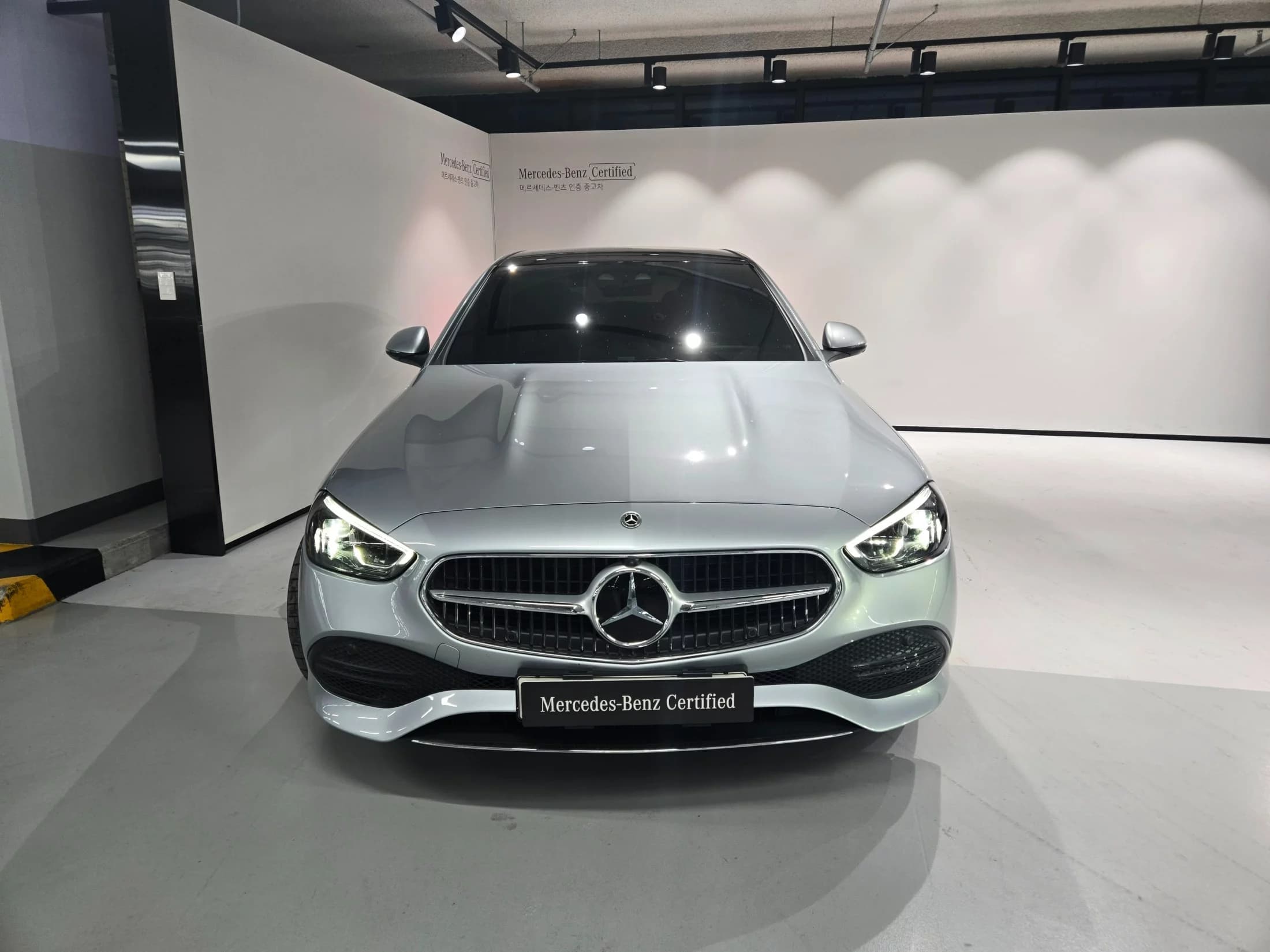 Mercedes-Benz C-Class C300 4MATIC Avantgarde, 2023 г. 6556 км. — фото 2