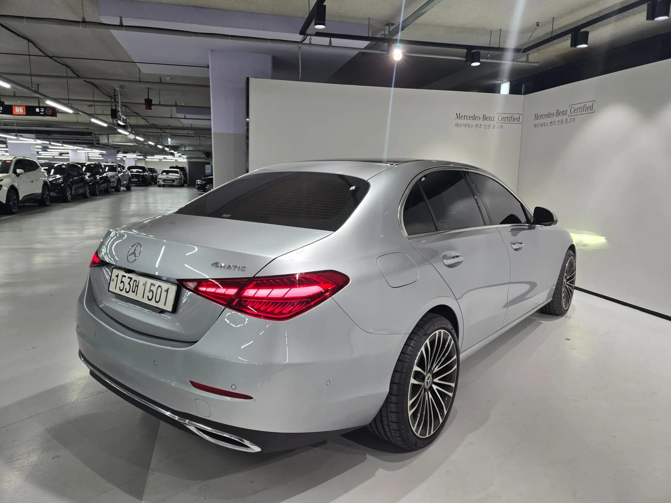 Mercedes-Benz C-Class C300 4MATIC Avantgarde, 2023 г. 6556 км. — фото 18