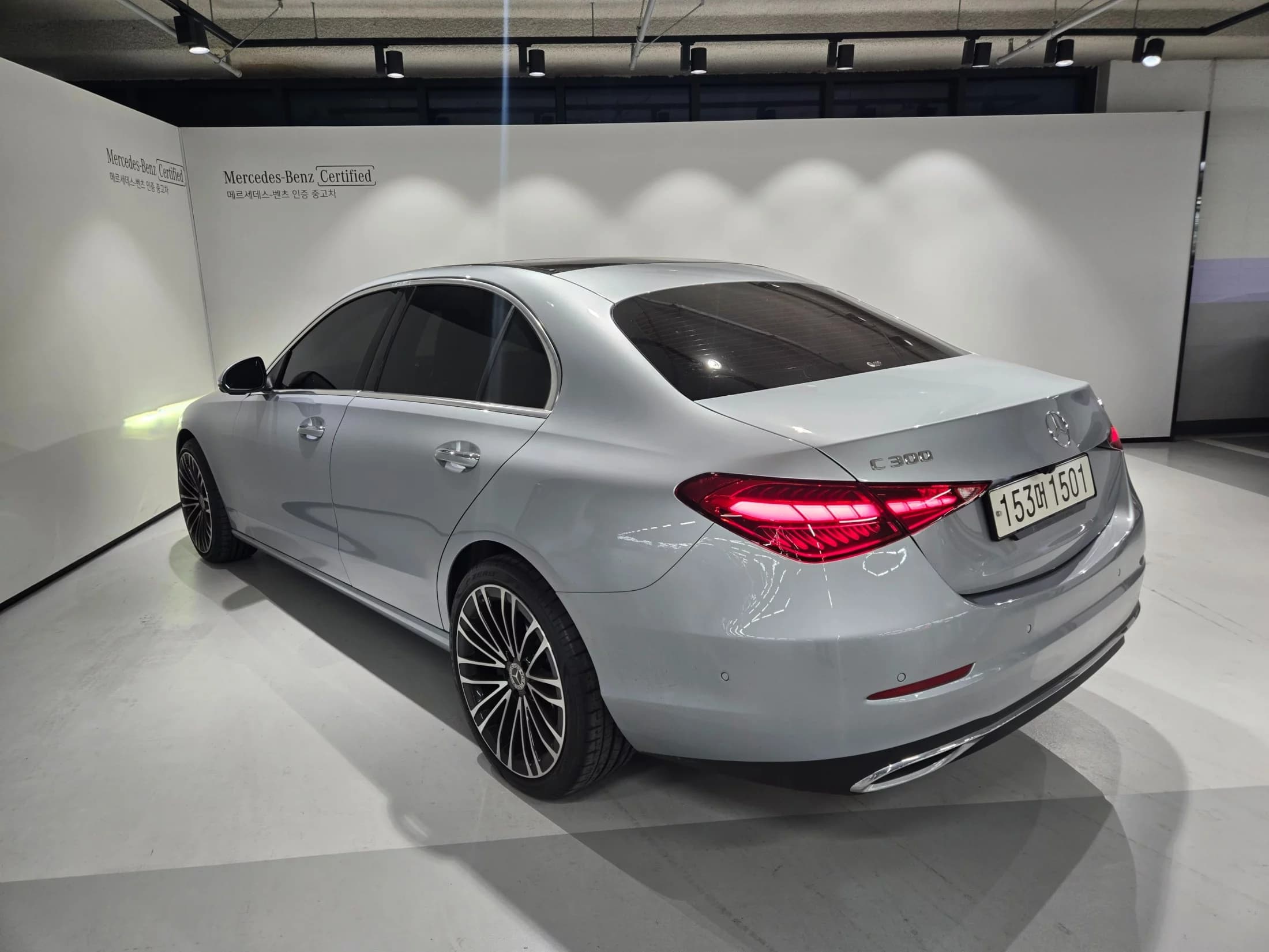 Mercedes-Benz C-Class C300 4MATIC Avantgarde, 2023 г. 6556 км. — фото 19