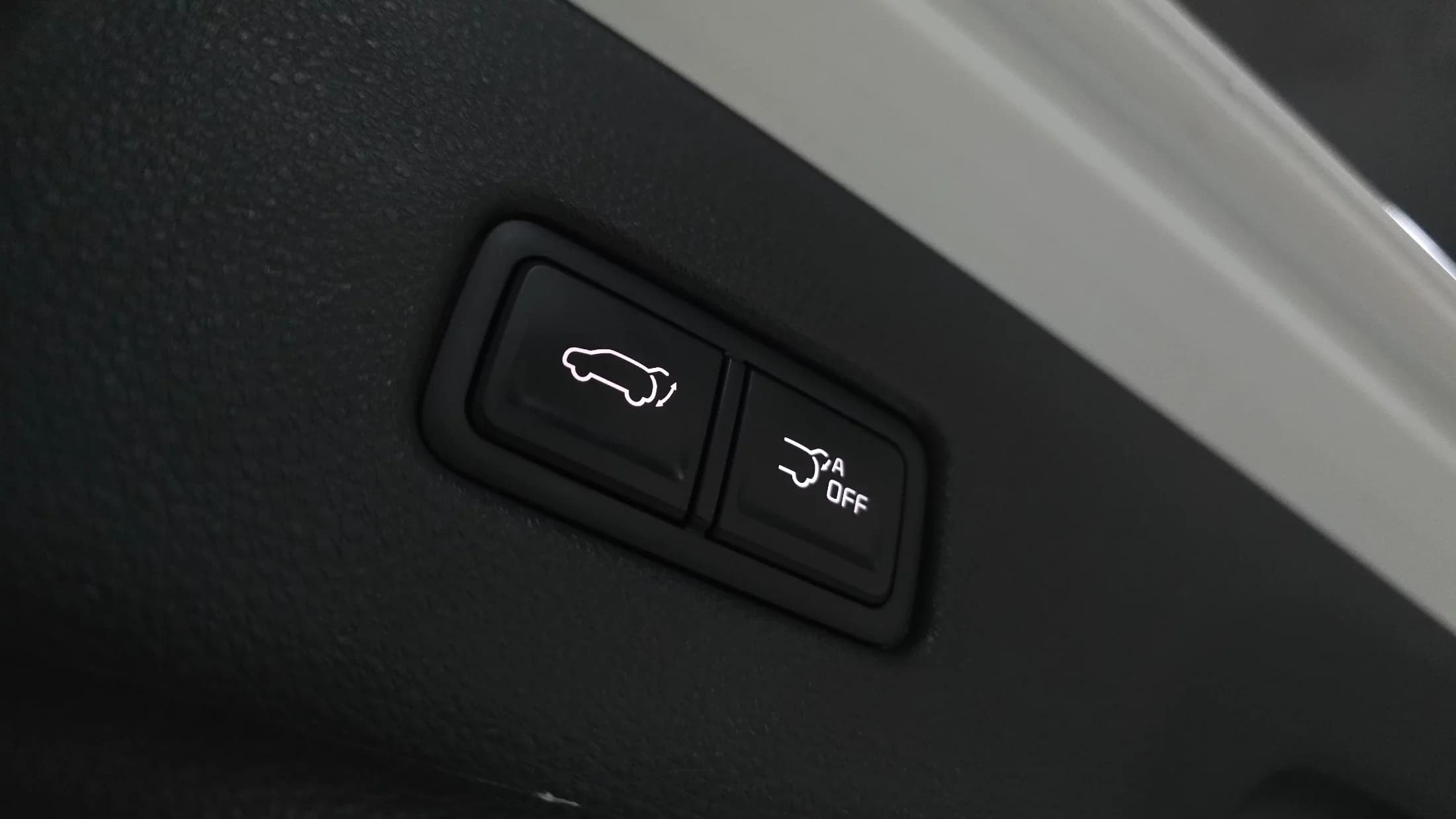 Kia Carnival 7-Seater Signature, 2023 г. 26682 км. — фото 39