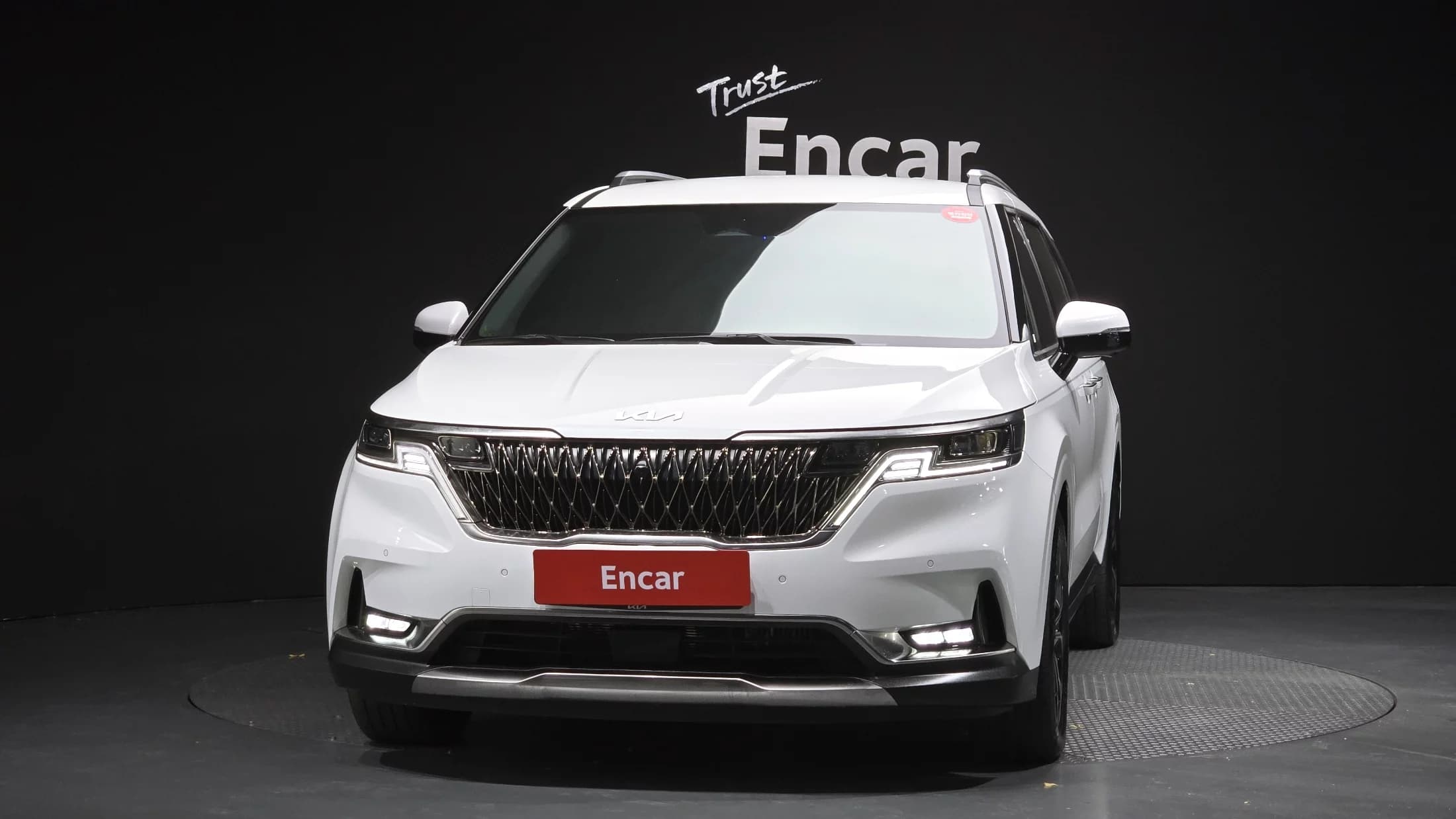 Kia Carnival 7-Seater Signature, 2023 г. 26682 км. — фото 5
