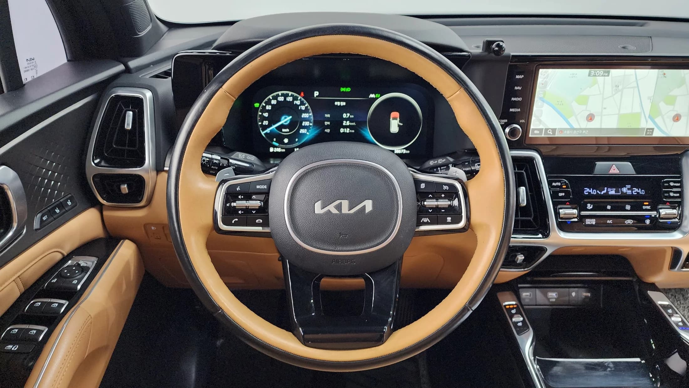 Kia Sorento HEV 1.6 2WD Noblesse, гибрид, 2022 г. 38791 км. — фото 13