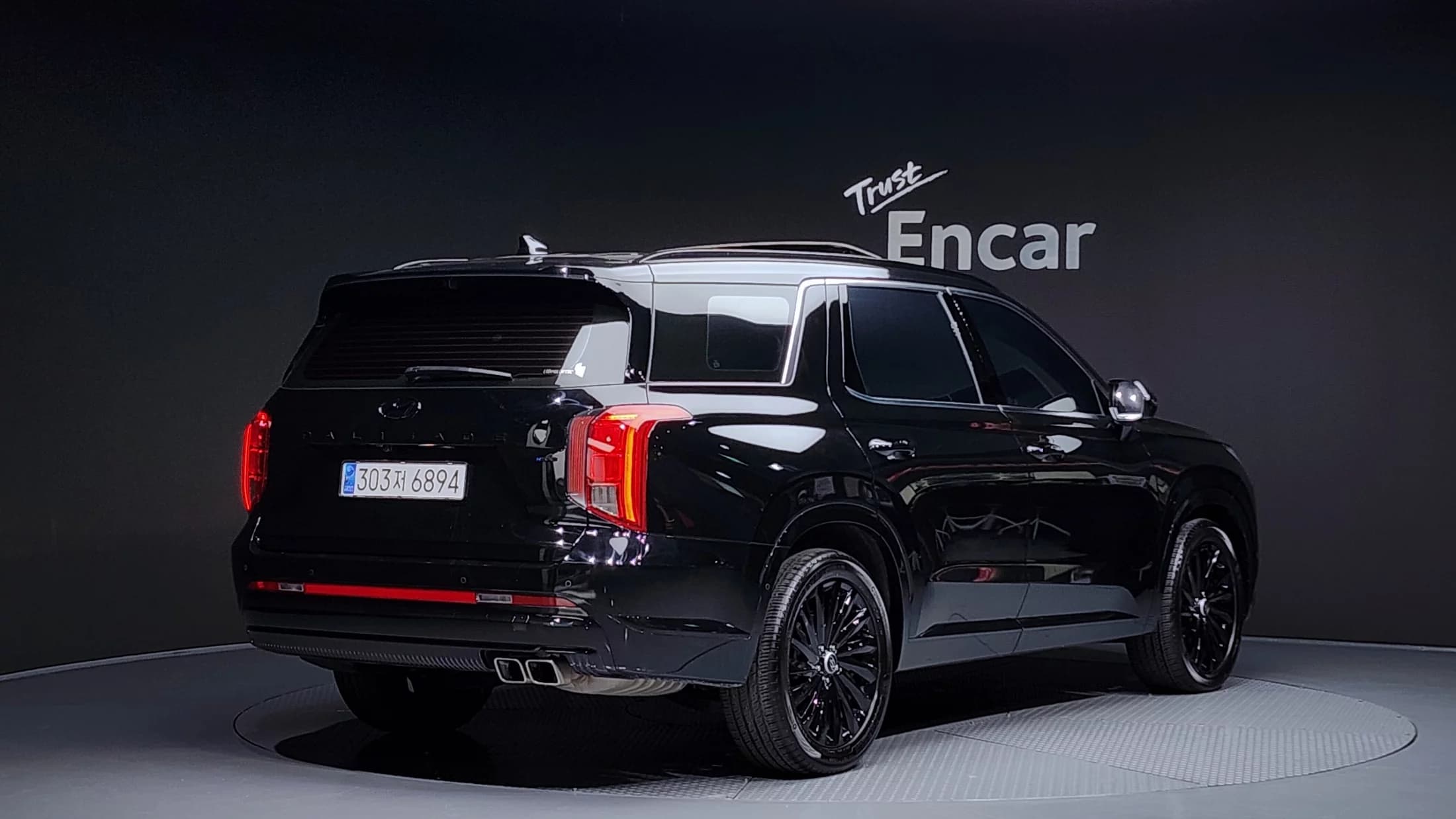 Hyundai Palisade Diesel 2.2 4WD Calligraphy Black Edition, 2023 г. 27654 км. — фото 2