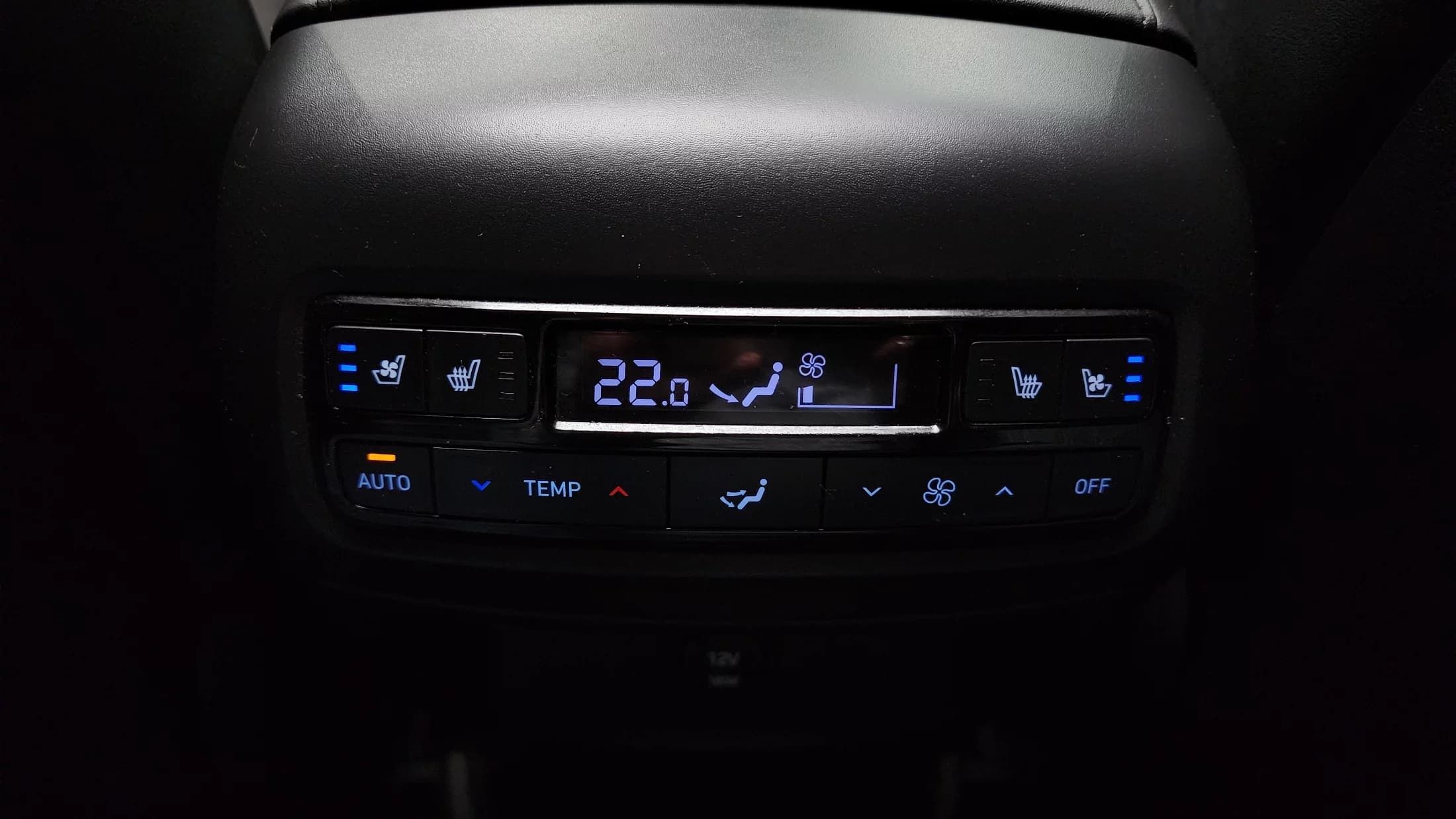 Hyundai Palisade Diesel 2.2 4WD Calligraphy Black Edition, 2023 г. 27654 км. — фото 19