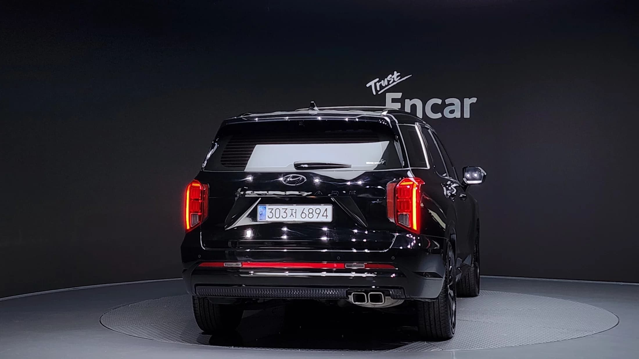 Hyundai Palisade Diesel 2.2 4WD Calligraphy Black Edition, 2023 г. 27654 км. — фото 4