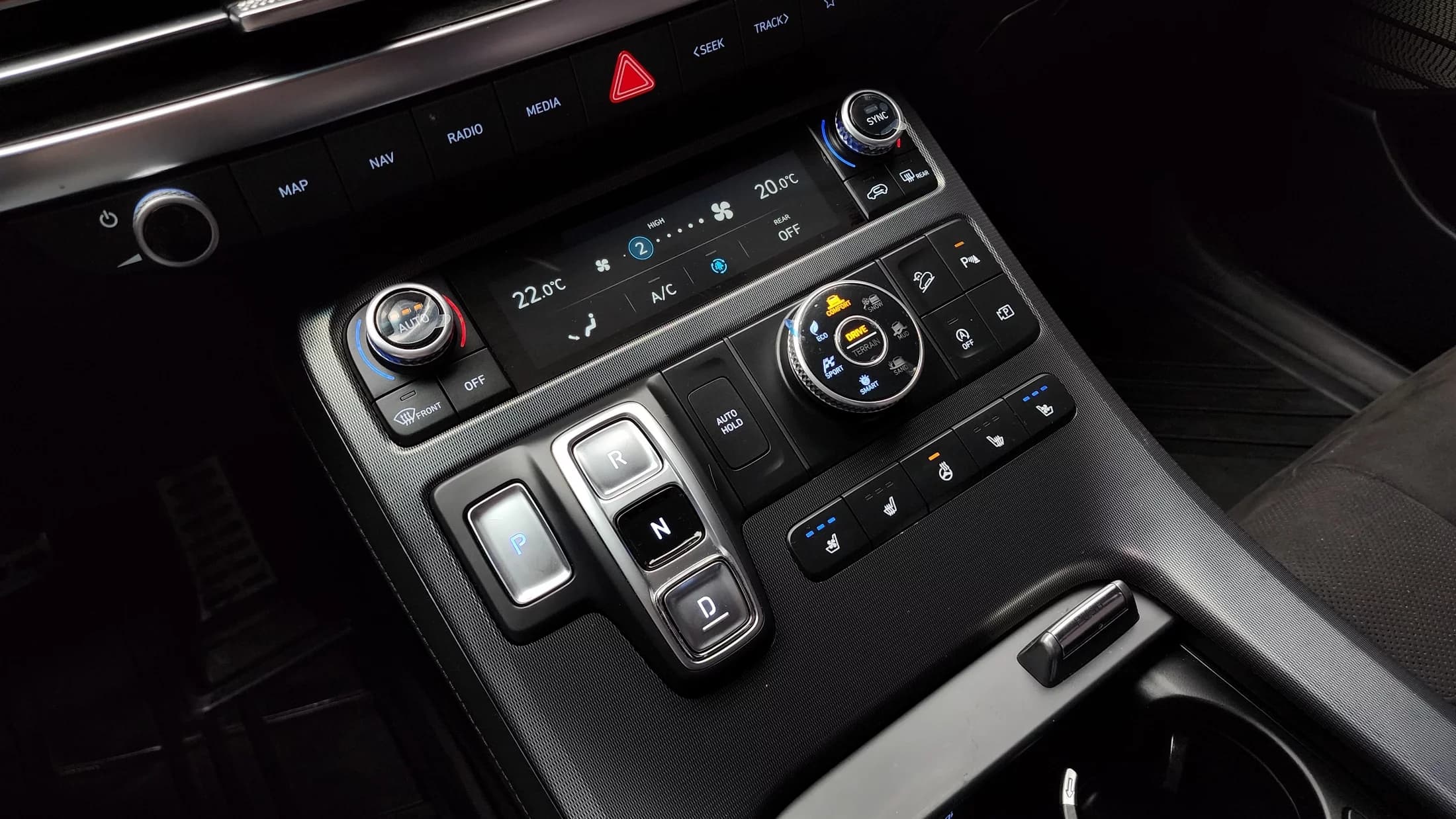 Hyundai Palisade Diesel 2.2 4WD Calligraphy Black Edition, 2023 г. 27654 км. — фото 9