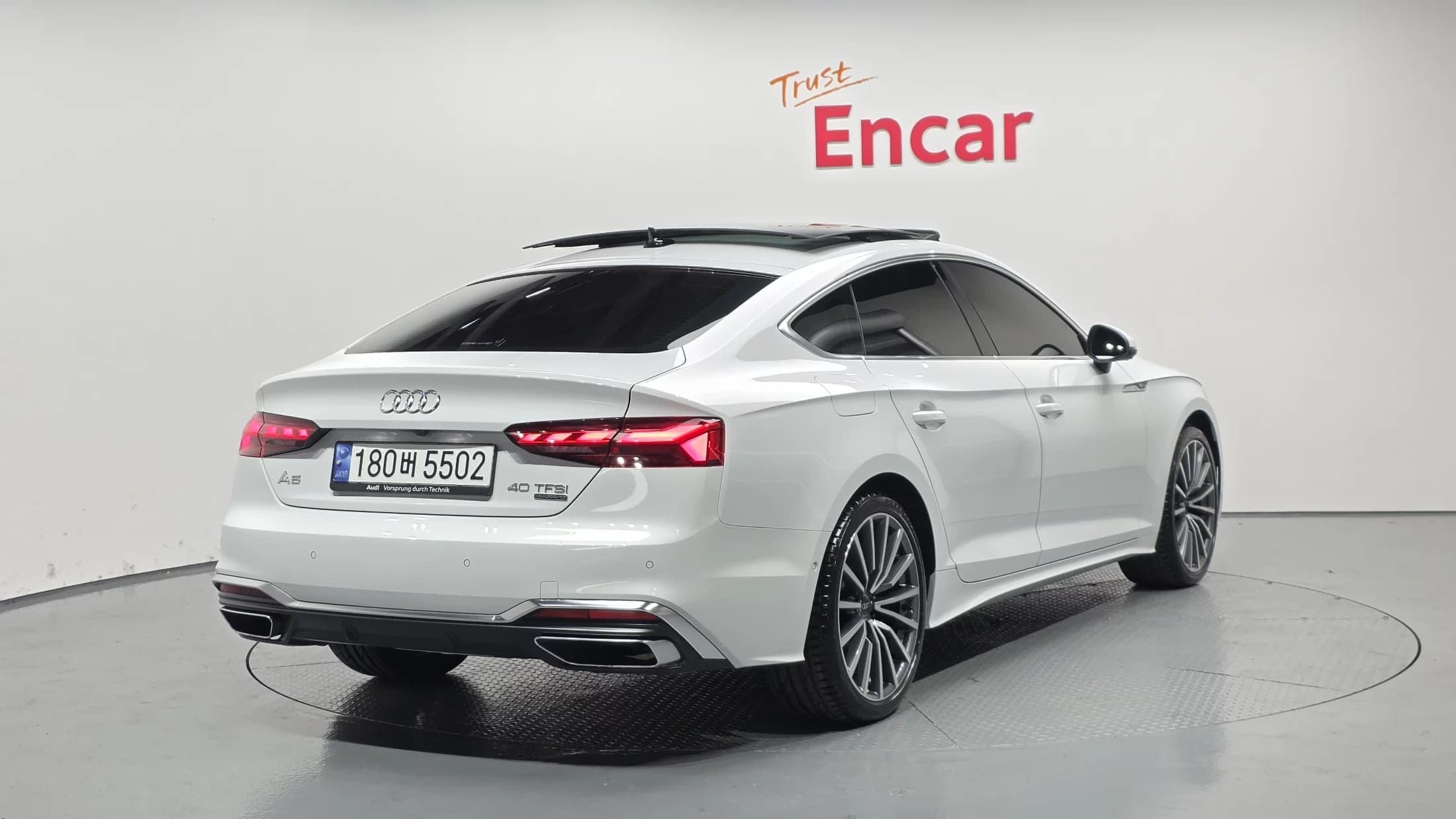 Audi A5 40 TFSI Quattro Premium Sportback, 2023 г. 7618 км. — фото 2