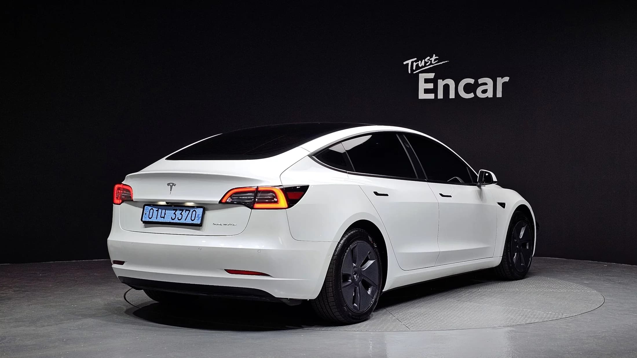 Tesla MODEL 3 Long Range, электромобиль, 2022 г. 30416 км. — фото 2