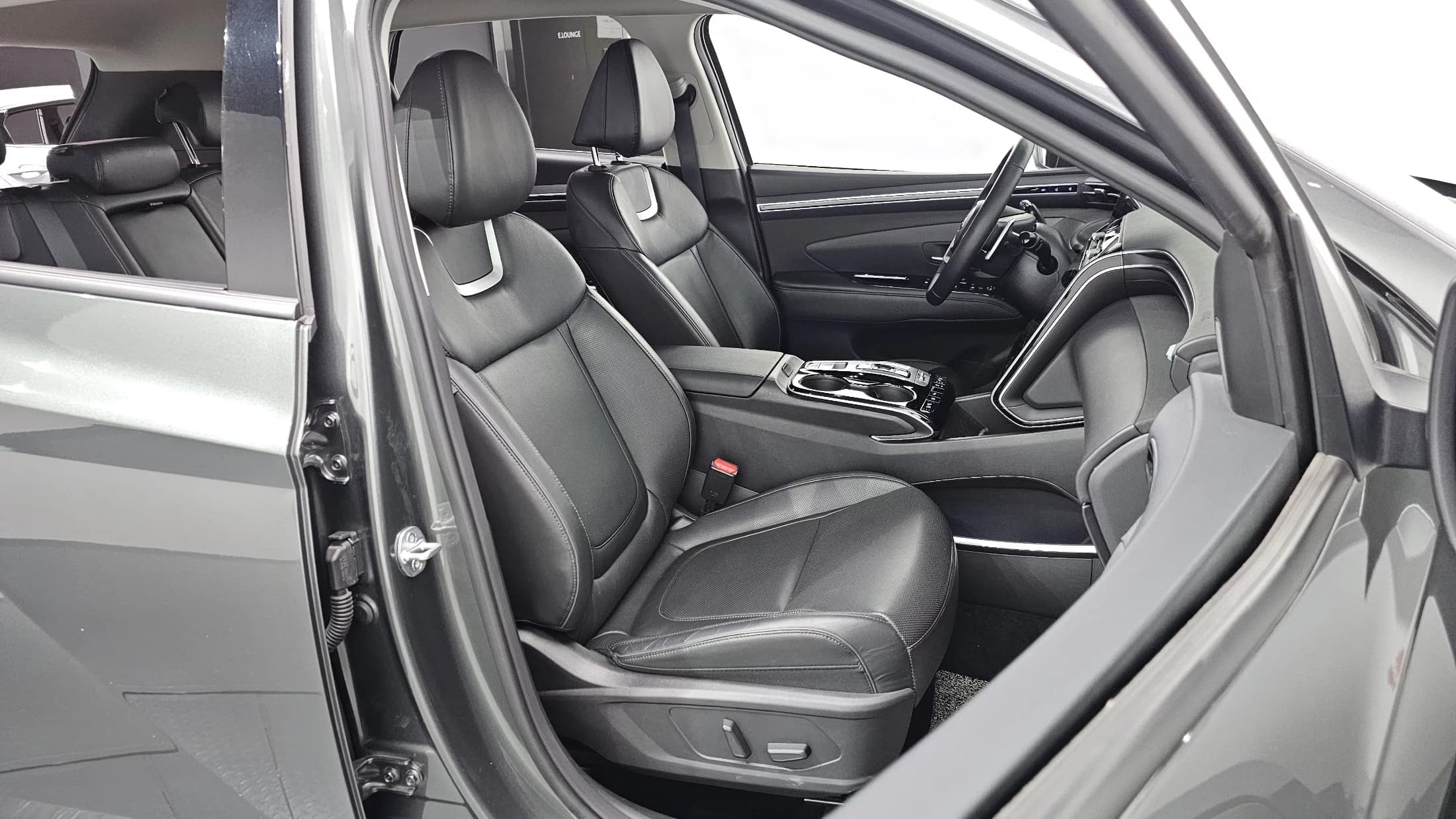Hyundai Tucson Gasoline 1.6 Turbo 2WD Inspiration, 2023 г. 54760 км. — фото 10