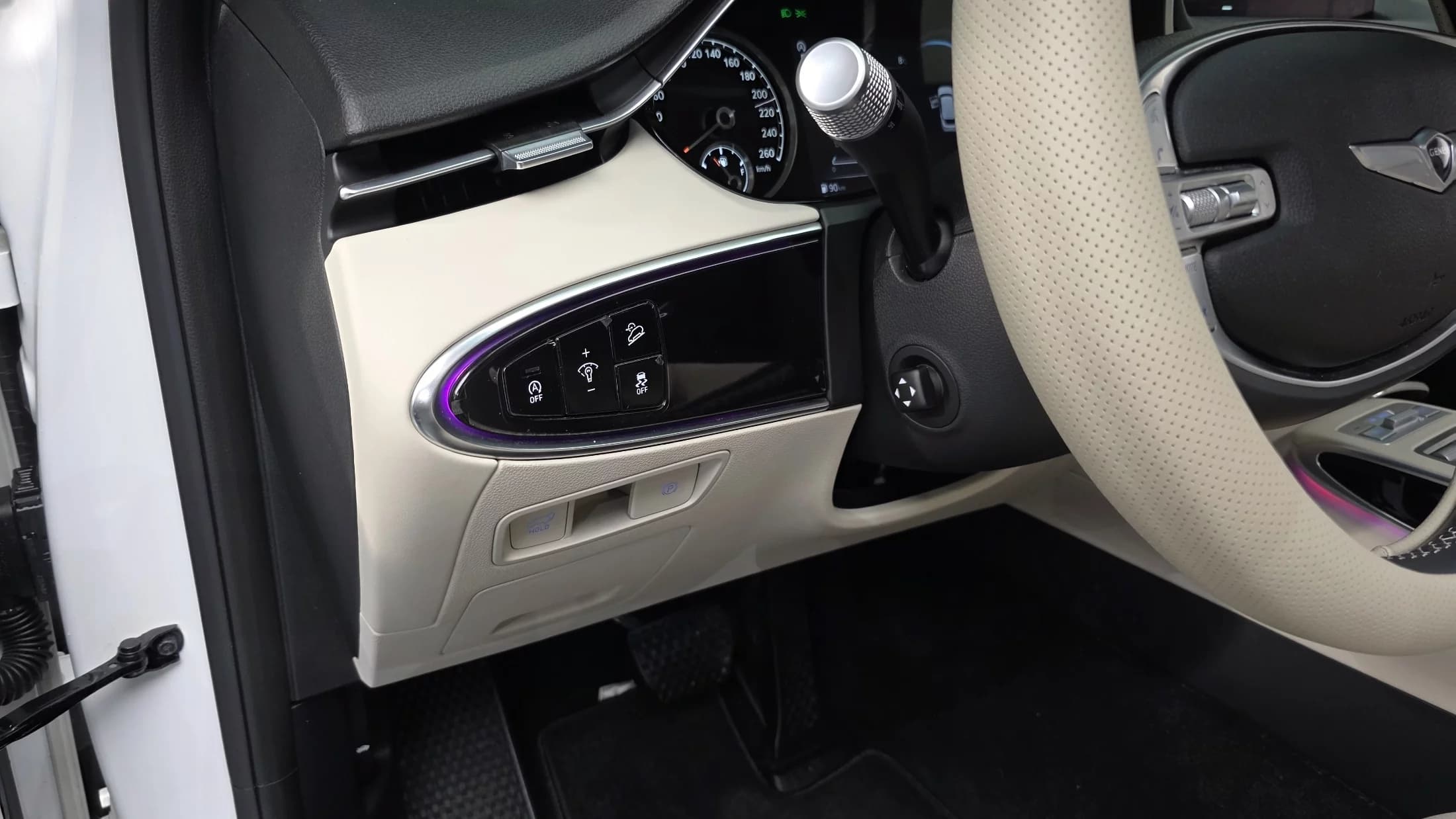 Genesis GV70 2.5T Gasoline 2WD, 2023 г. 36121 км. — фото 12