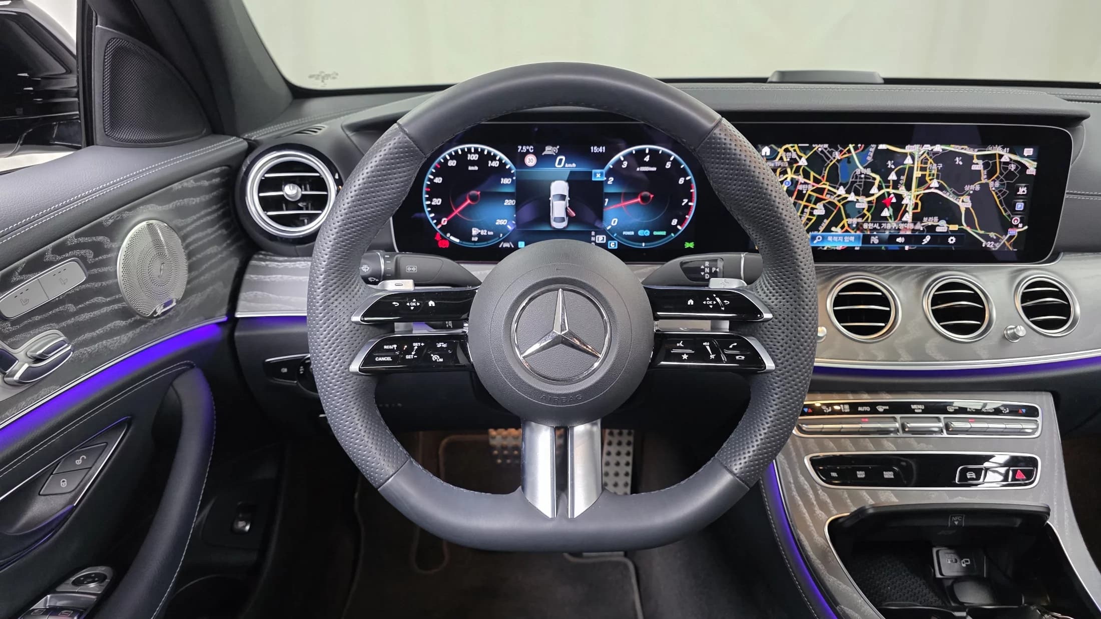 Mercedes-Benz E-Class E350 4MATIC AMG Line, 2023 г. 21666 км. — фото 13
