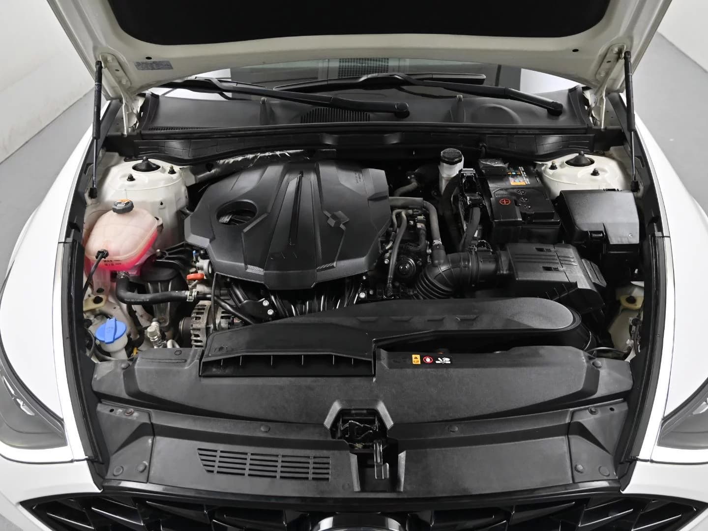 Hyundai Sonata 2.0 Premium Plus, 2021 г. 82635 км. — фото 6