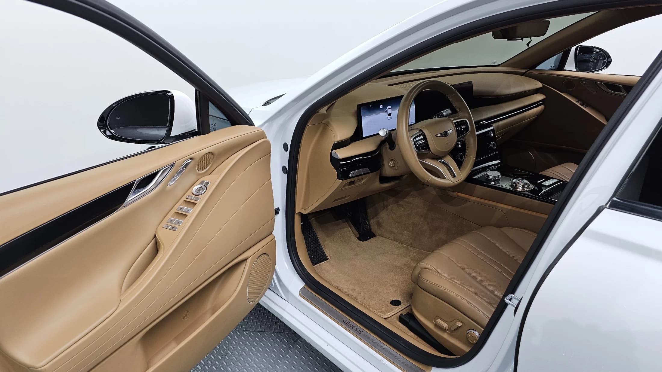 Genesis G80 Gasoline 3.5 Turbo AWD, 2024 г. 43746 км. — фото 10