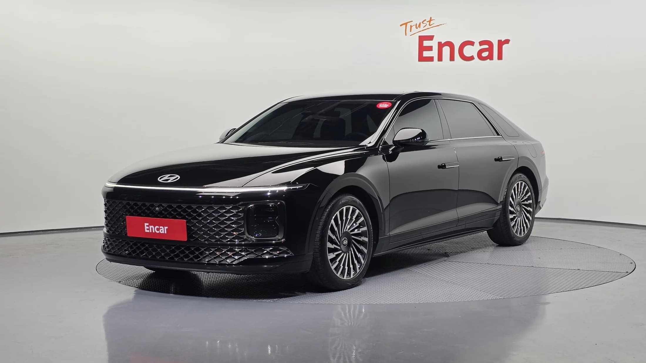 Hyundai Grandeur Calligraphy, гибрид, 2024 г. 14586 км.