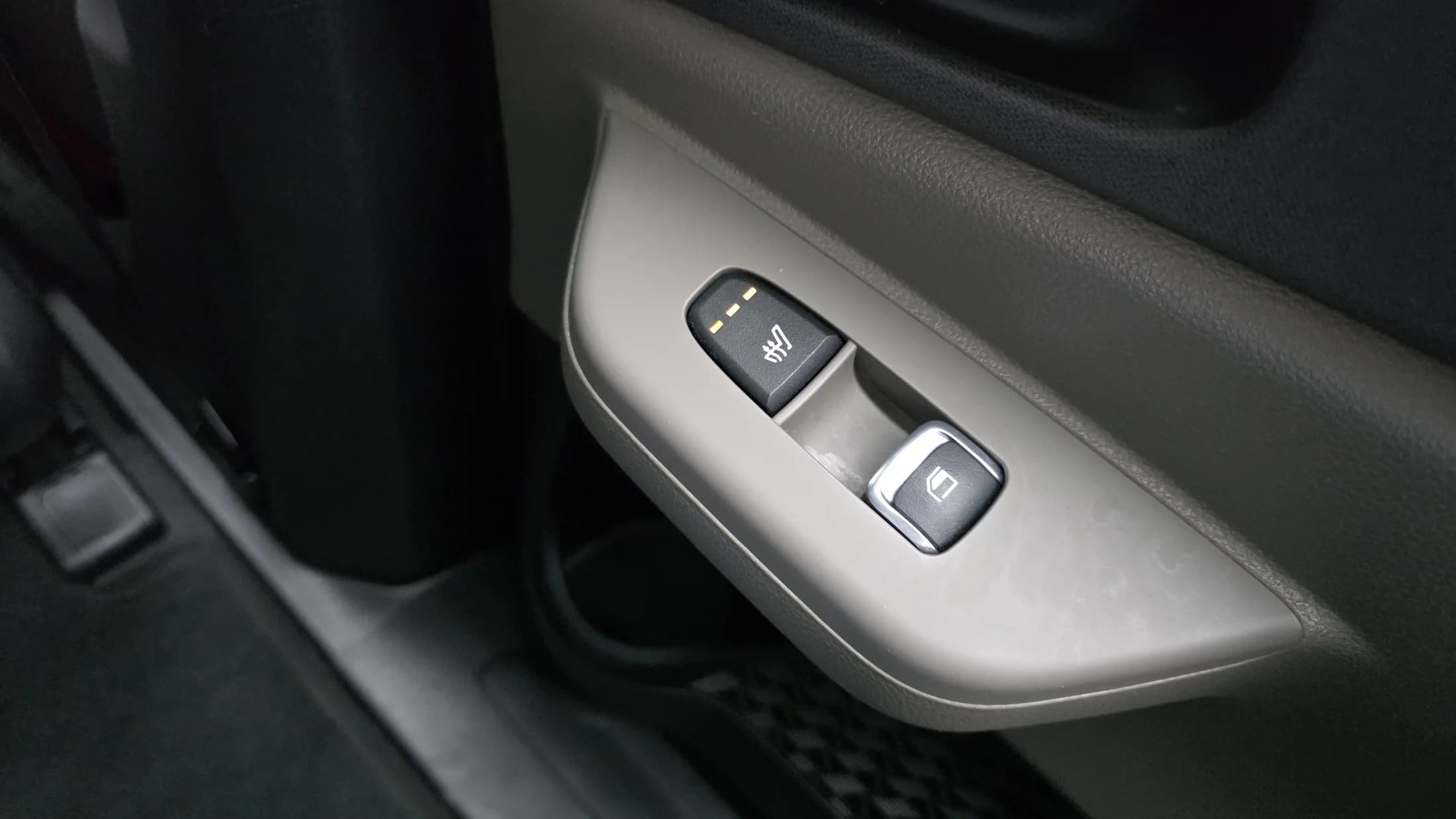 Kia Carnival Gasoline 9-Seater Prestige, 2024 г. 20415 км. — фото 19