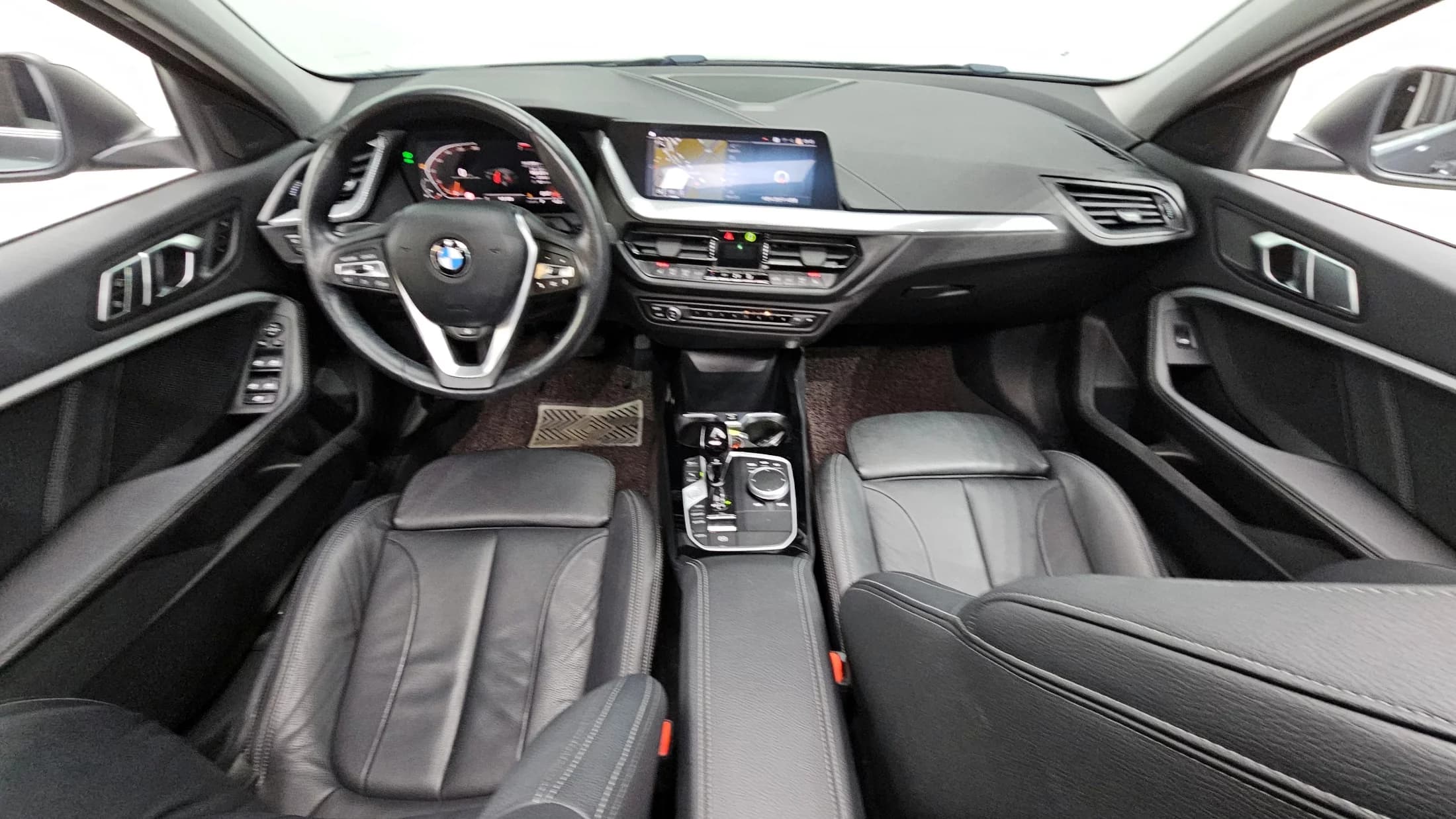 BMW 1-Series 120i Sports, 2022 г. 34071 км. — фото 7