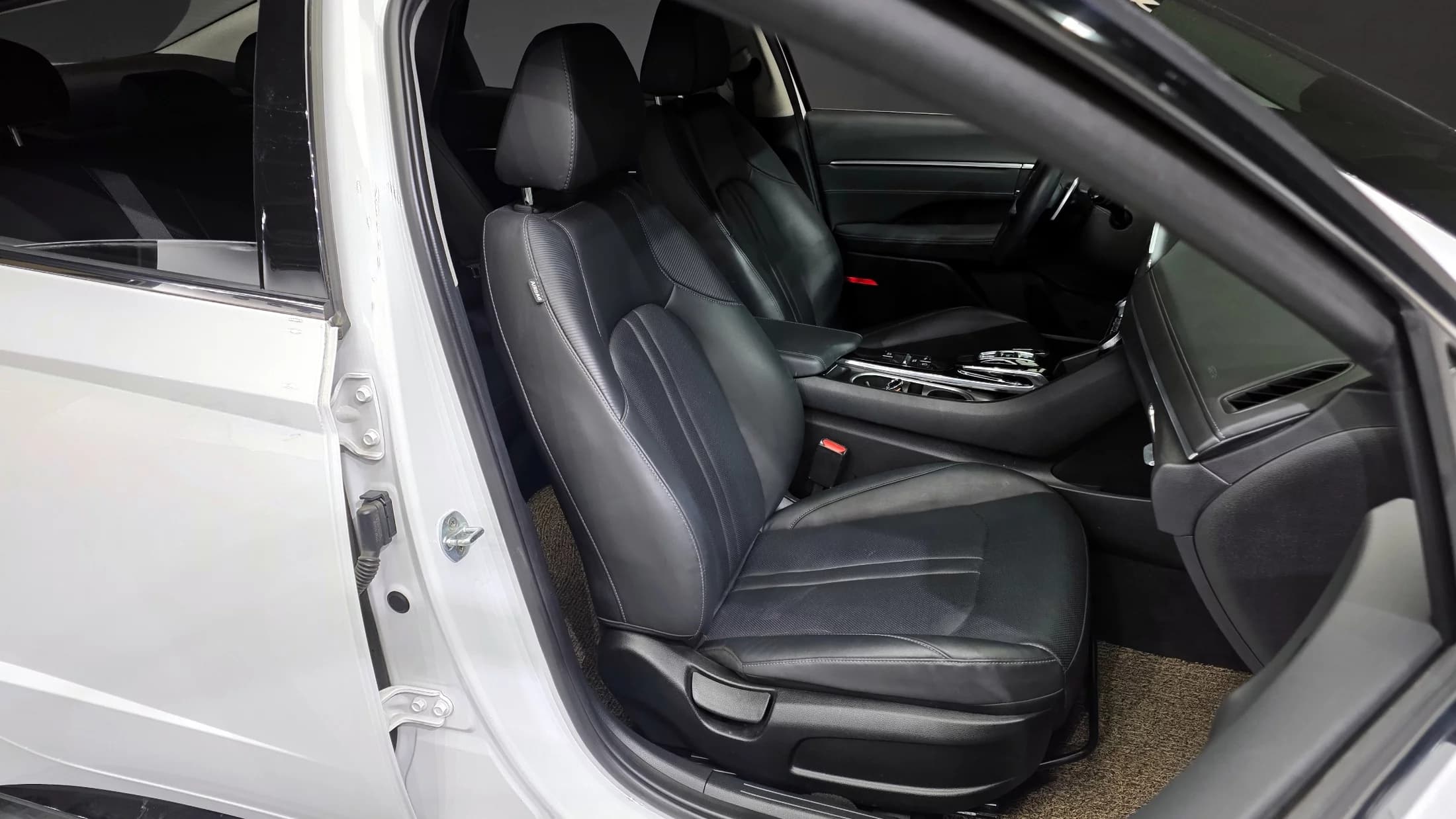Hyundai Sonata 2.0 Premium Plus, 2021 г. 68094 км. — фото 12