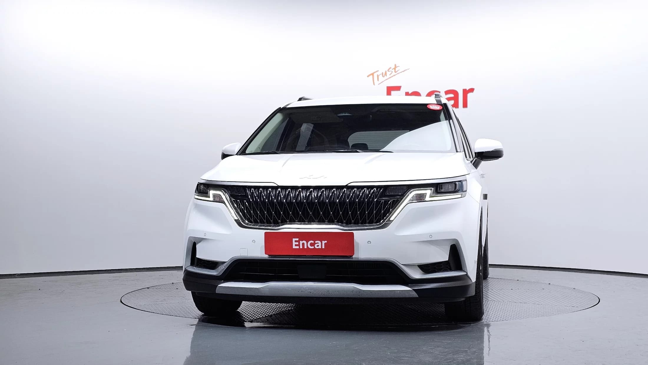 Kia Carnival 9-Seater Prestige, 2022 г. 64955 км. — фото 3