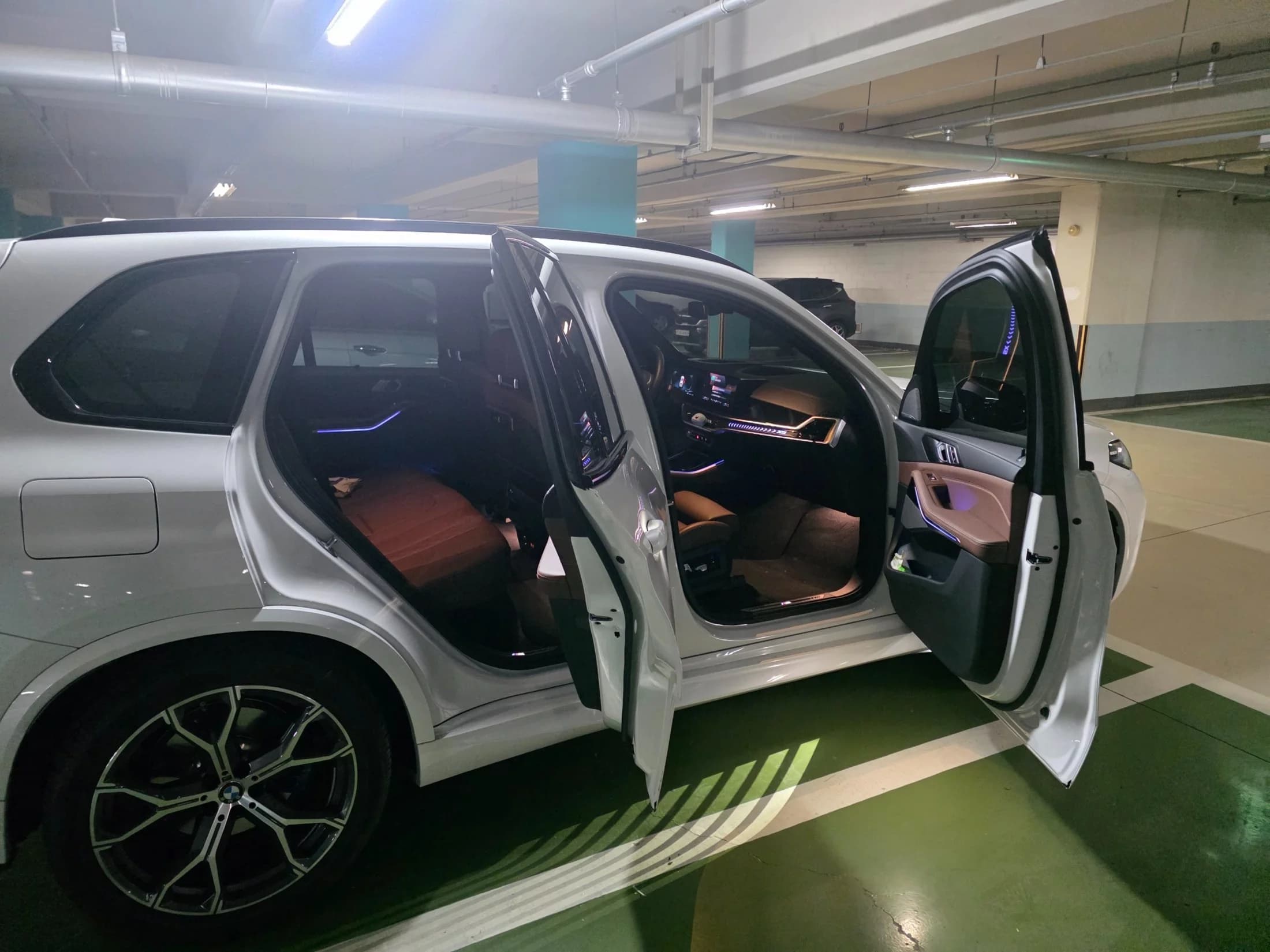 BMW X5 xDrive 40i M Sport, 2025 г. 9824 км. — фото 6