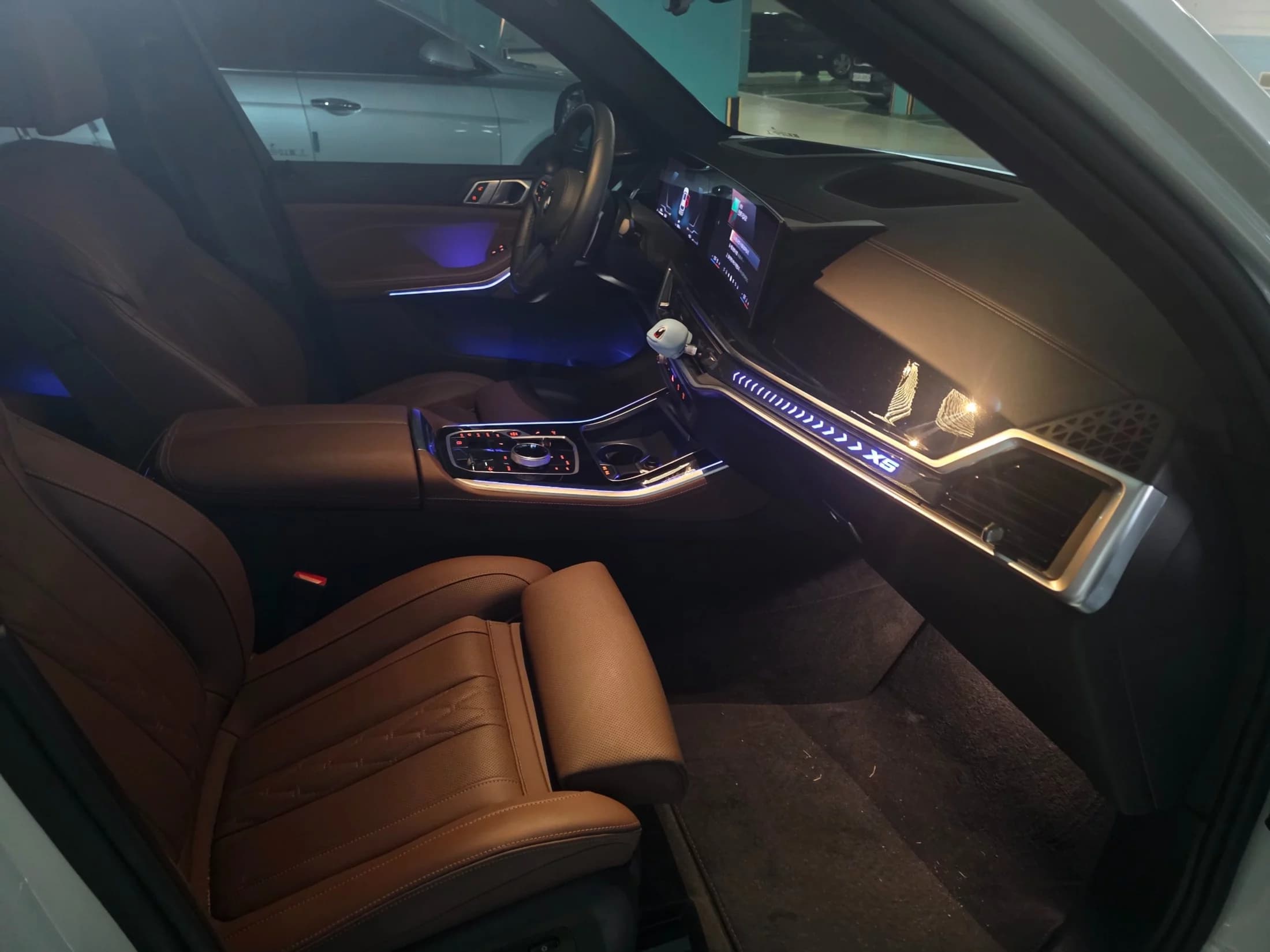 BMW X5 xDrive 40i M Sport, 2025 г. 9824 км. — фото 8