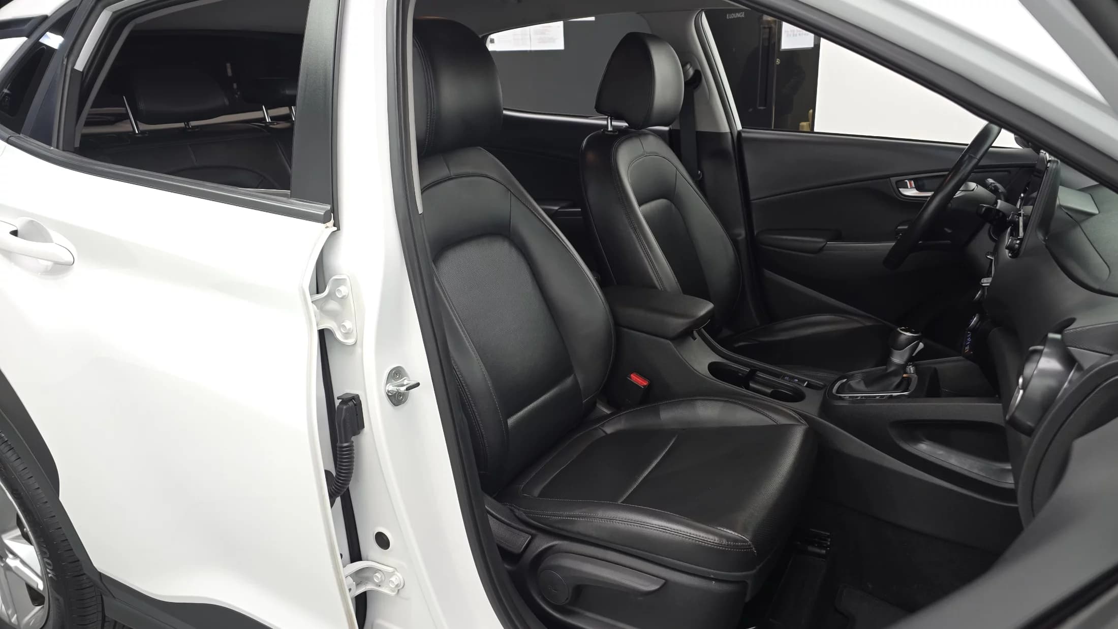 Hyundai Kona Gasoline 1.6 Turbo 2WD Smart, 2022 г. 91849 км. — фото 10