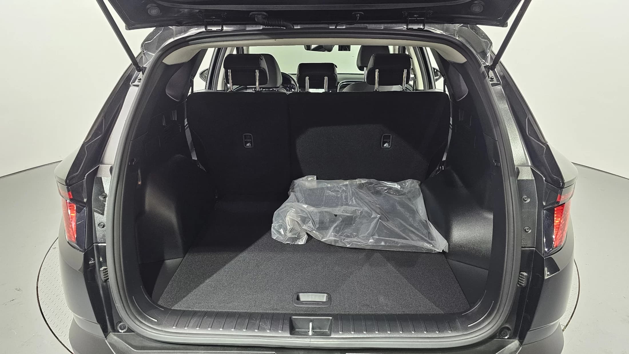 Hyundai Tucson Diesel 2.0 2WD Premium, 2021 г. 93064 км. — фото 20