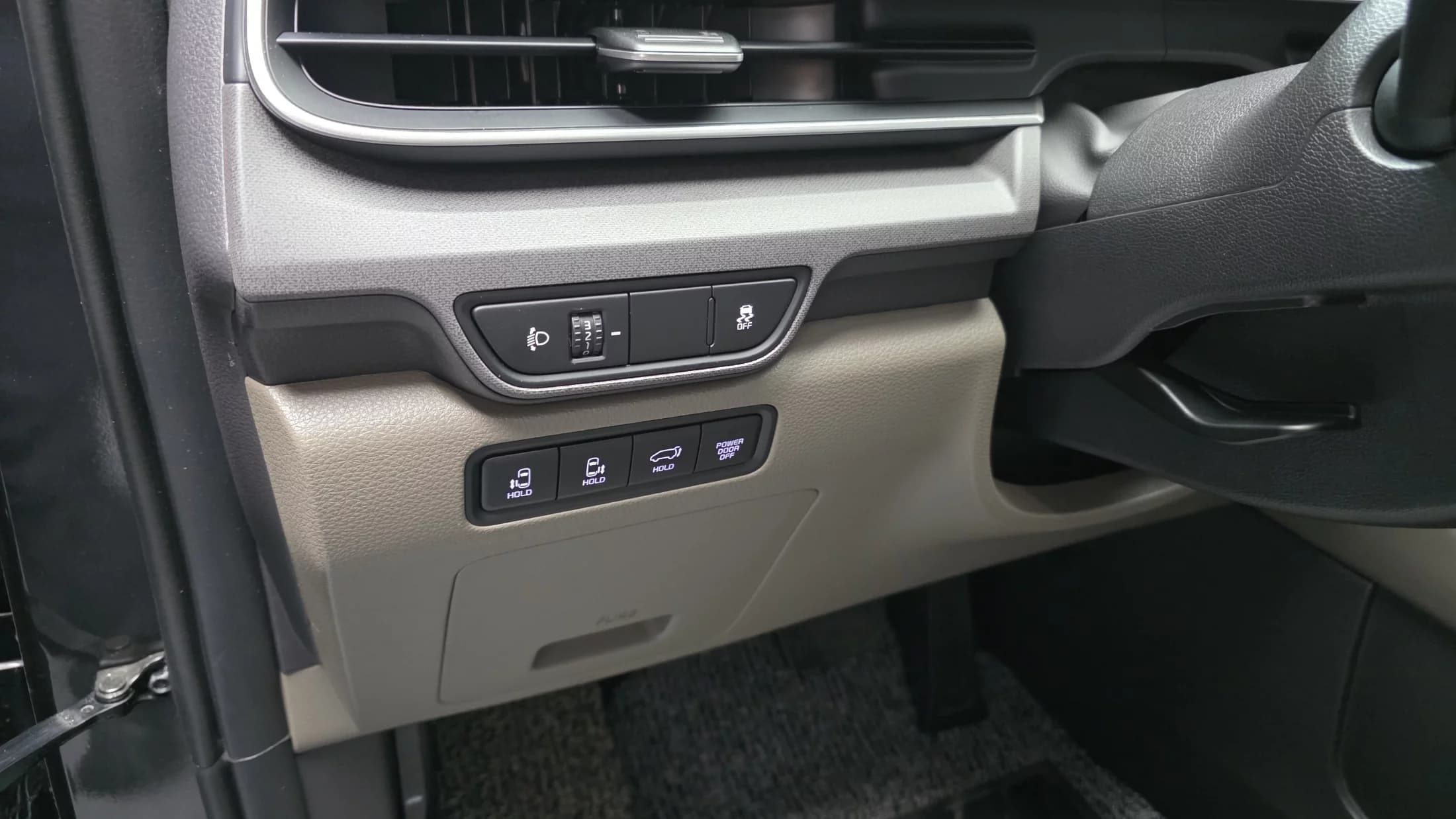 Kia Carnival 9-Seater Noblesse, 2023 г. 33174 км. — фото 14