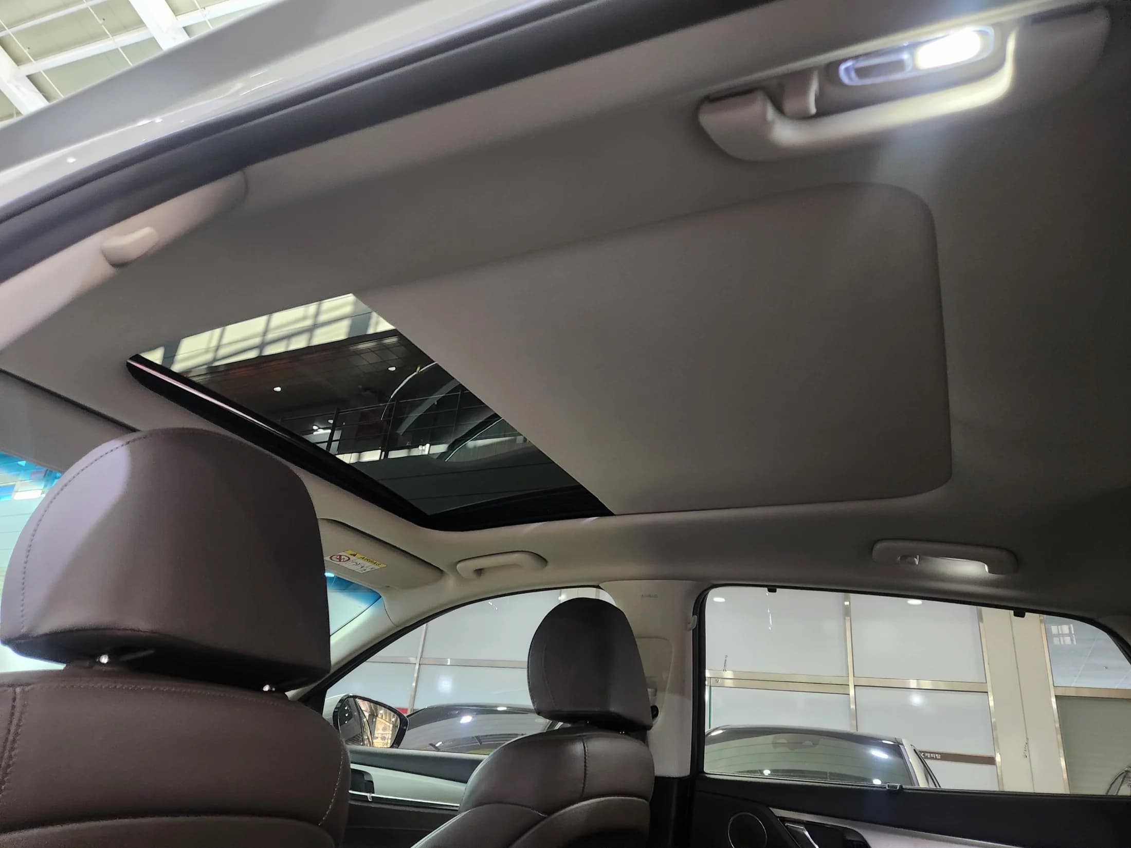 Hyundai Grandeur 3.0 LPi Rent Car Exclusive, 2021 г. 63415 км. — фото 20