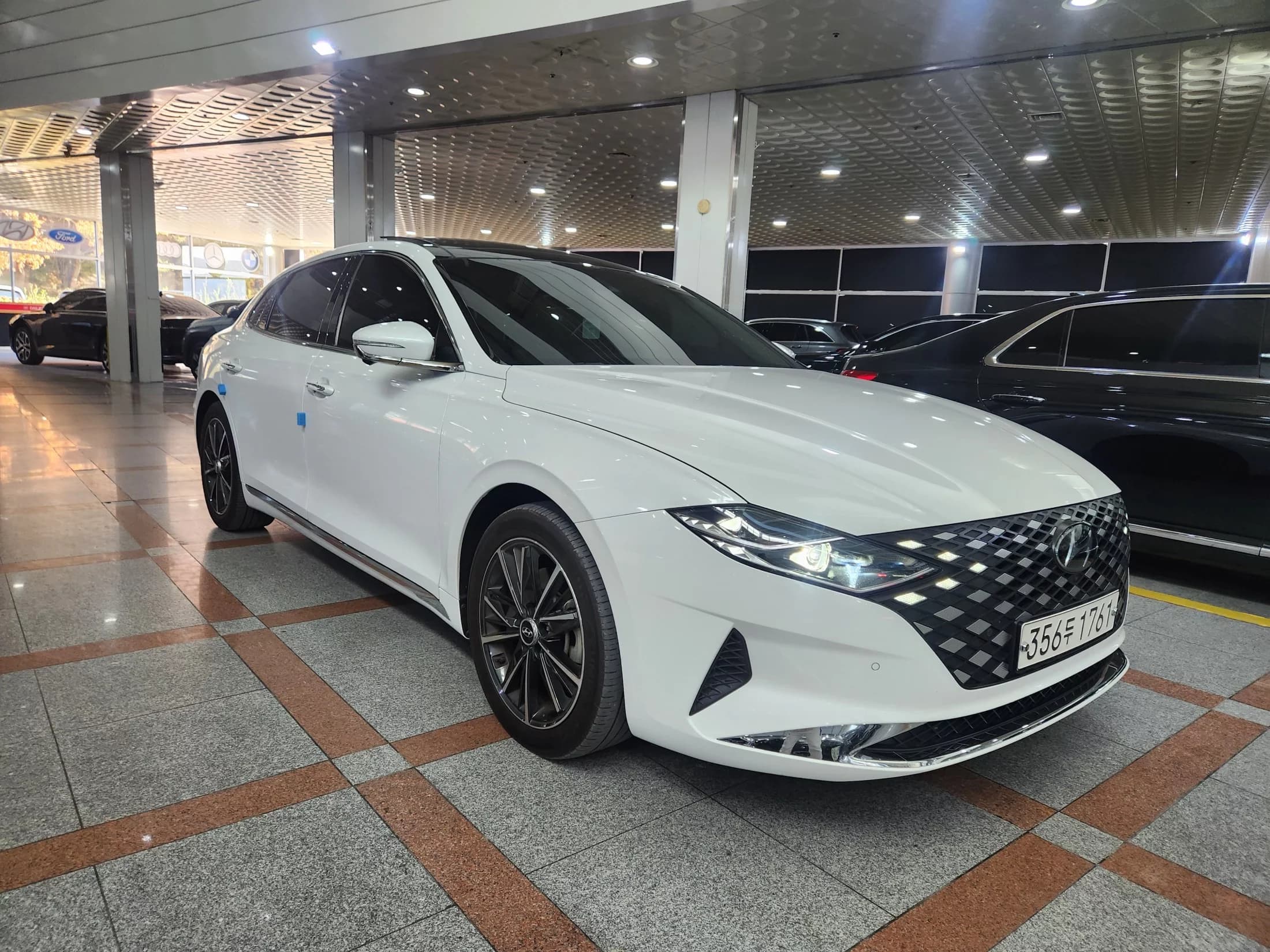 Hyundai Grandeur 3.0 LPi Rent Car Exclusive, 2021 г. 63415 км. — фото 3