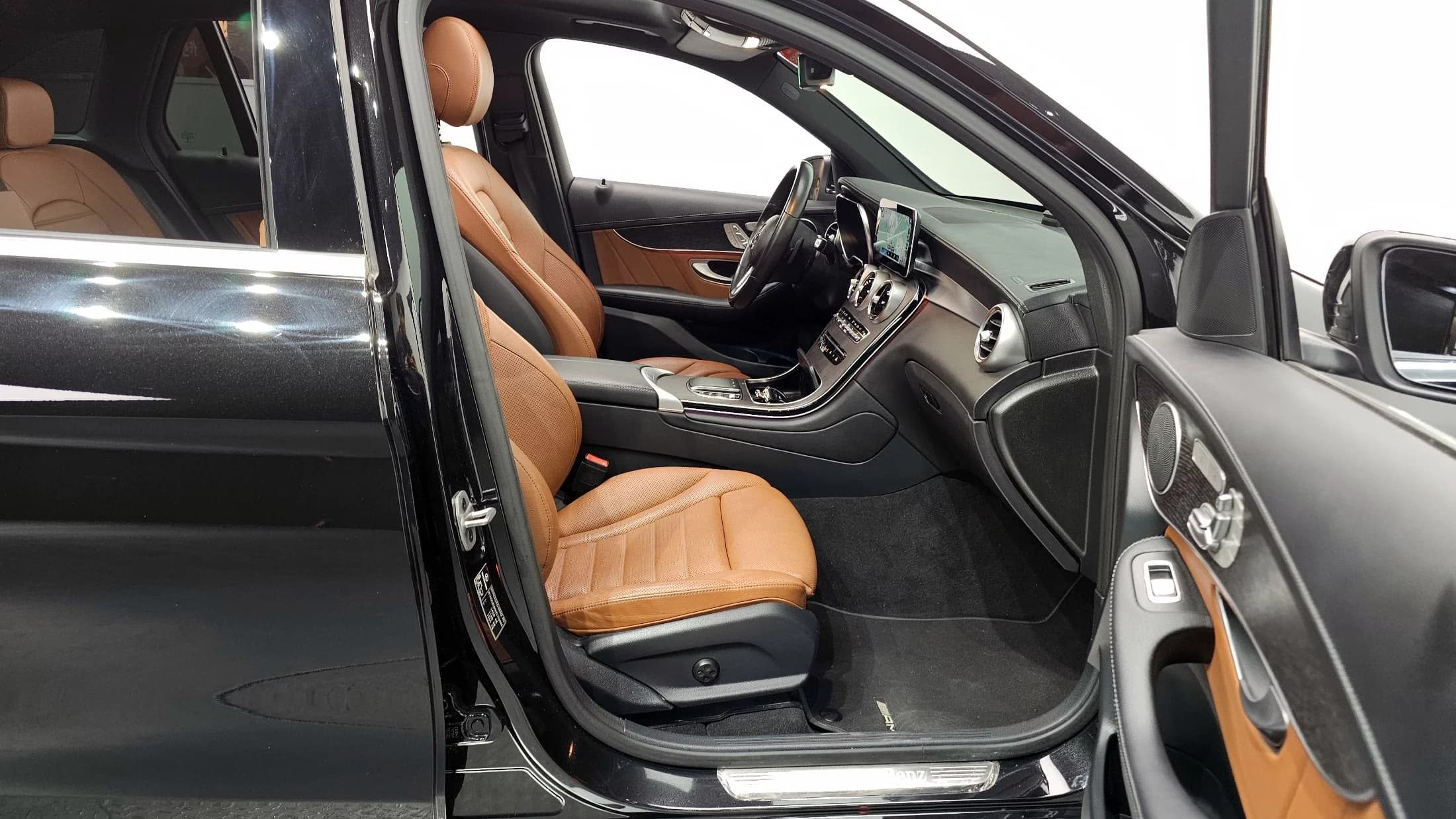 Mercedes-Benz GLC-Class GLC300 4MATIC, 2022 г. 49127 км. — фото 11