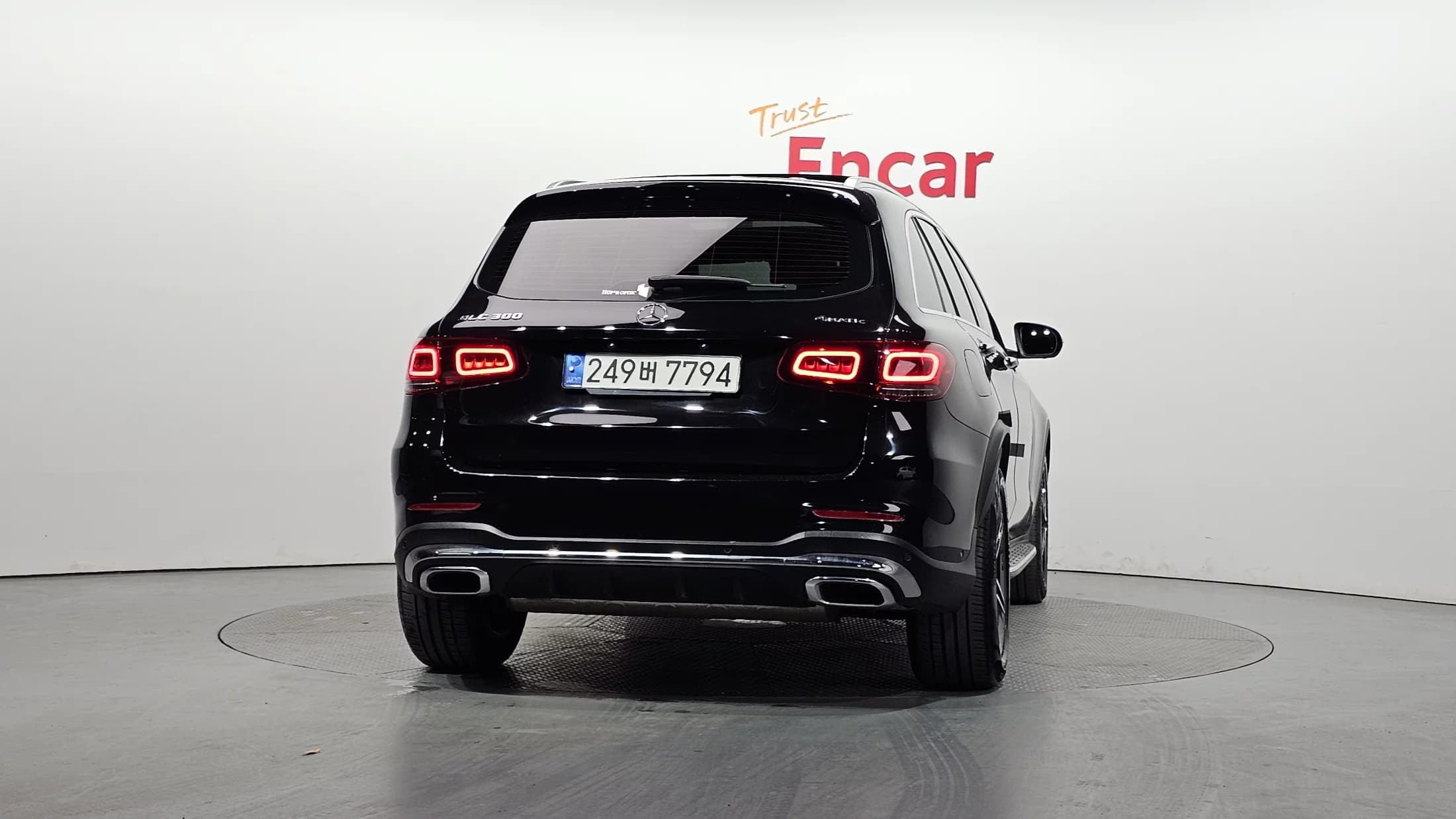 Mercedes-Benz GLC-Class GLC300 4MATIC, 2022 г. 49127 км. — фото 4