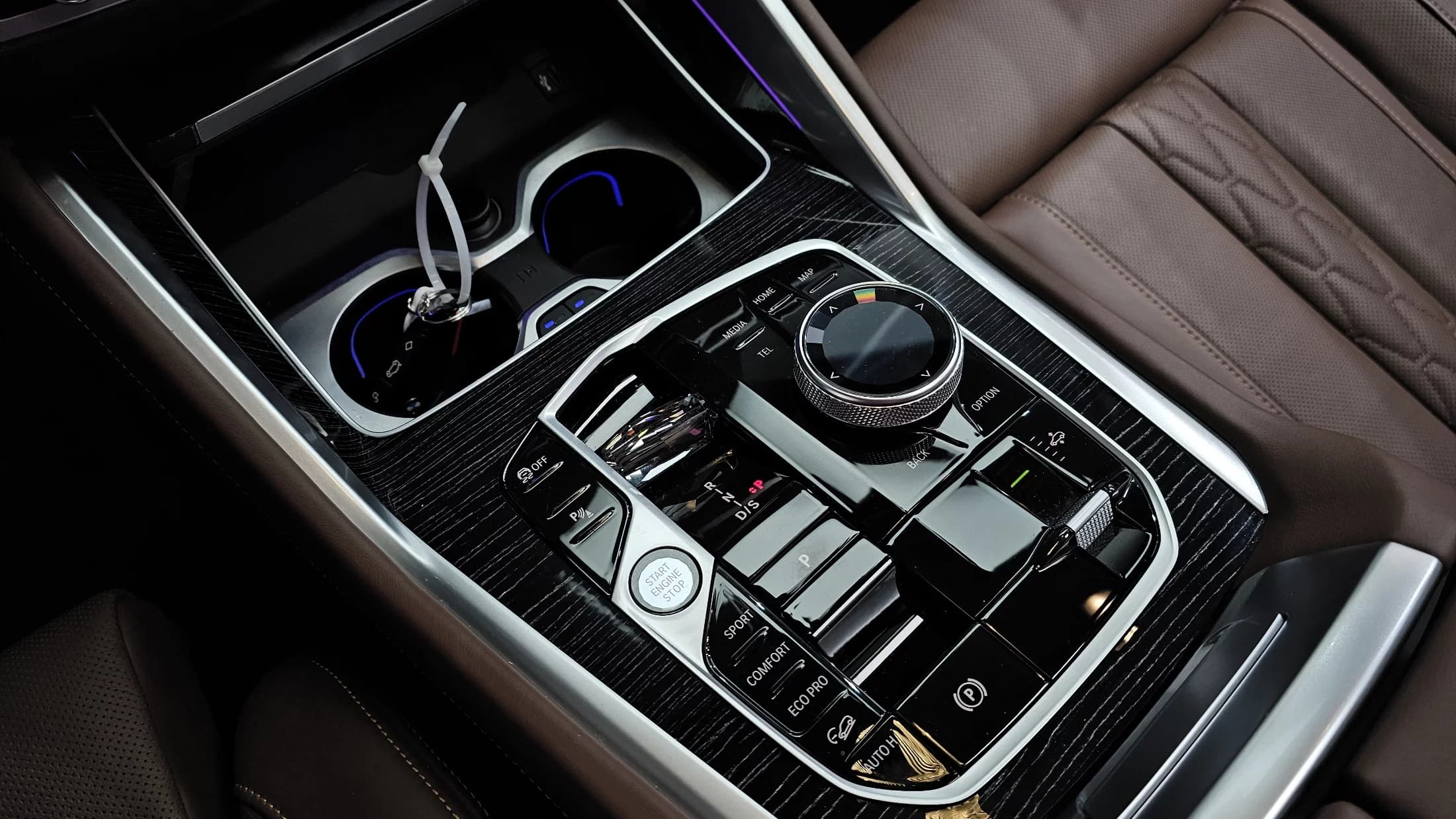 BMW X6 xDrive40i M Sport, 2024 г. 18486 км. — фото 9