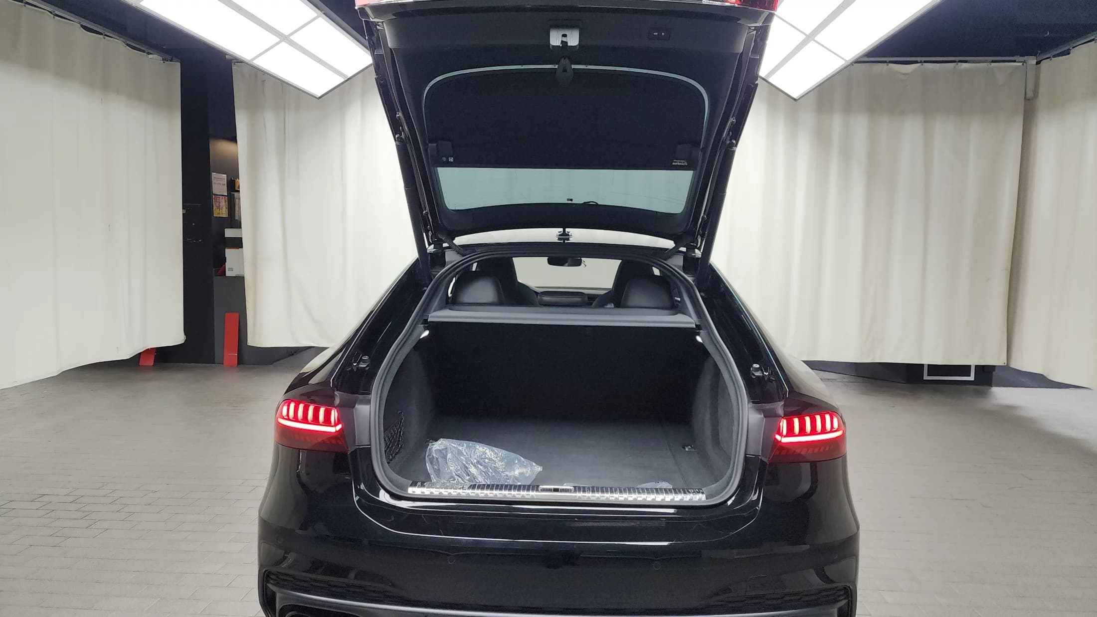 Audi S7 3.0 TDI Quattro, 2022 г. 101031 км. — фото 20