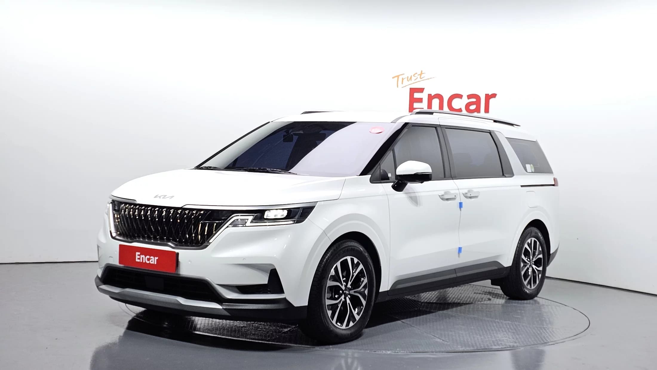 Kia Carnival 9-Seater Prestige, 2023 г. 37260 км.