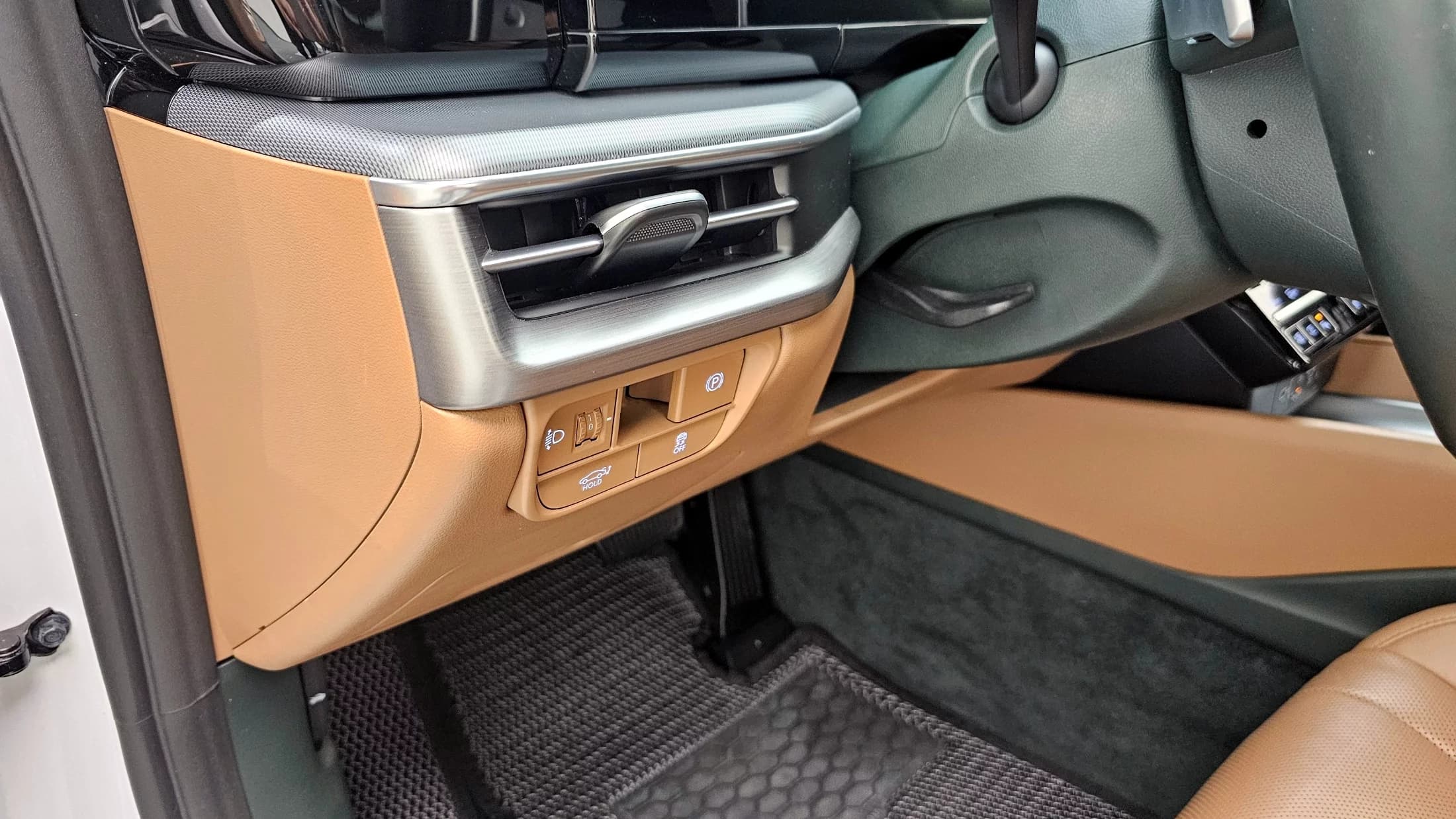 Hyundai Grandeur 2,5 Gasoline 2WD Premium, 2023 г. 55174 км. — фото 17