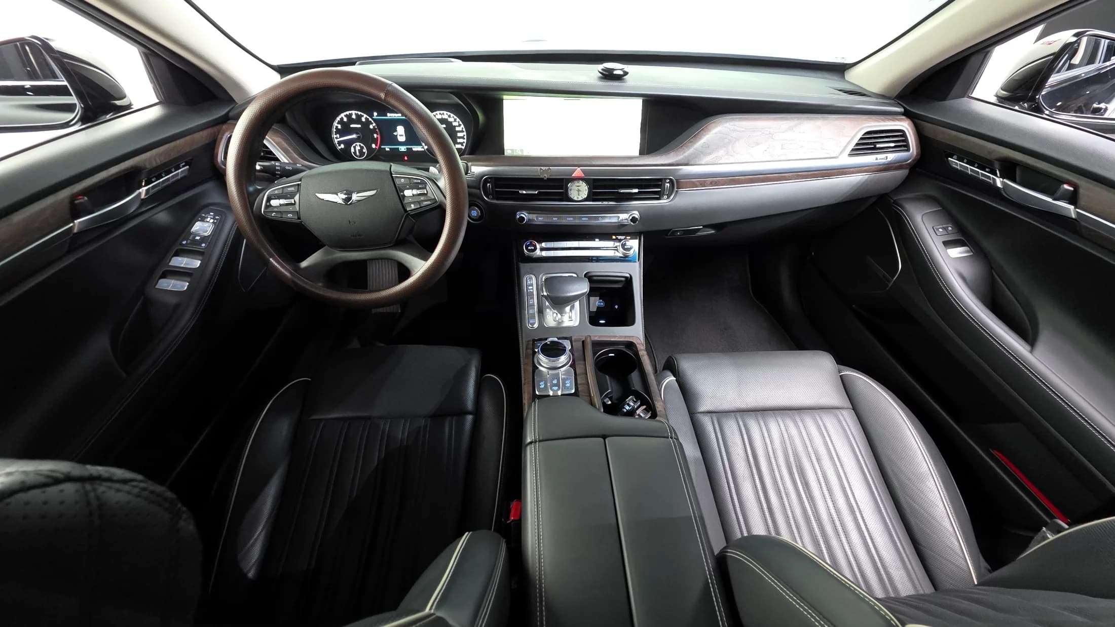 Genesis G90 3.8 AWD Luxury, 2021 г. 162498 км. — фото 7
