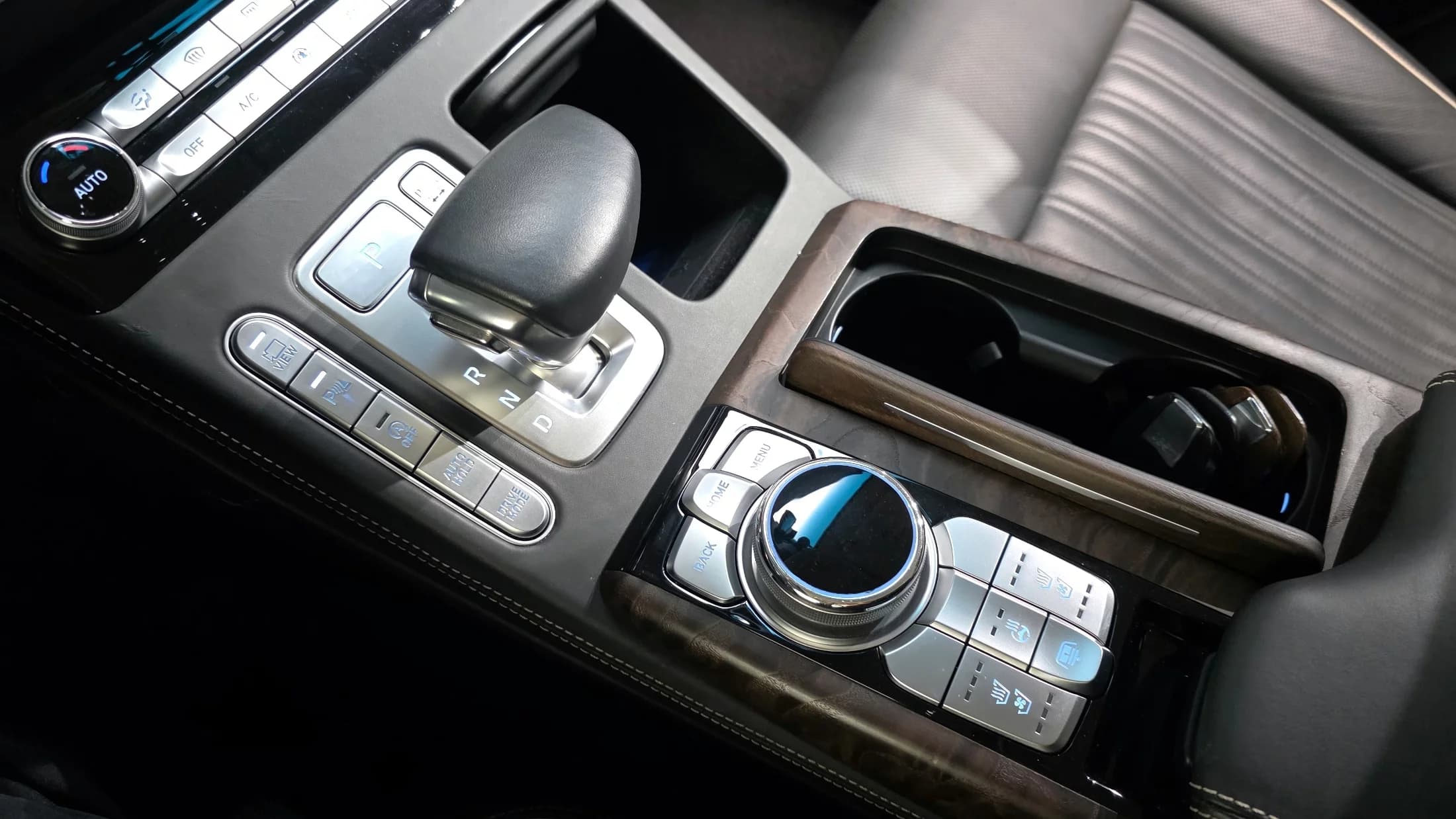 Genesis G90 3.8 AWD Luxury, 2021 г. 162498 км. — фото 9